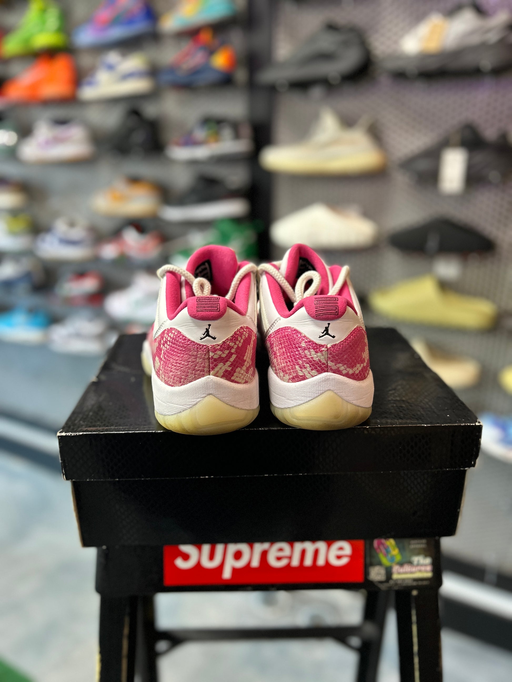Jordan 11 Retro Low Pink Snakeskin (2019) (Women's)