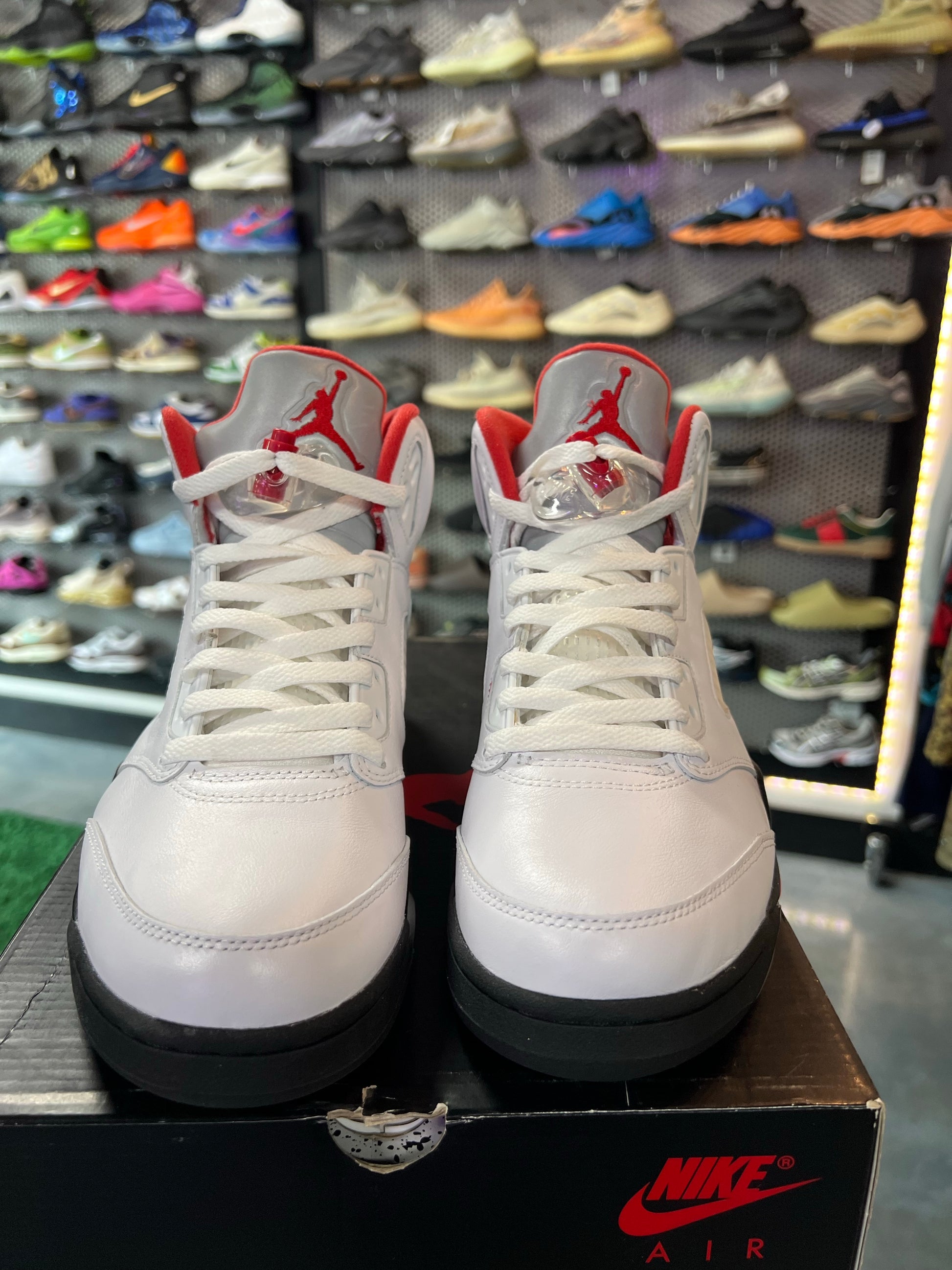 Jordan 5 Retro Fire Red Silver Tongue (2020)