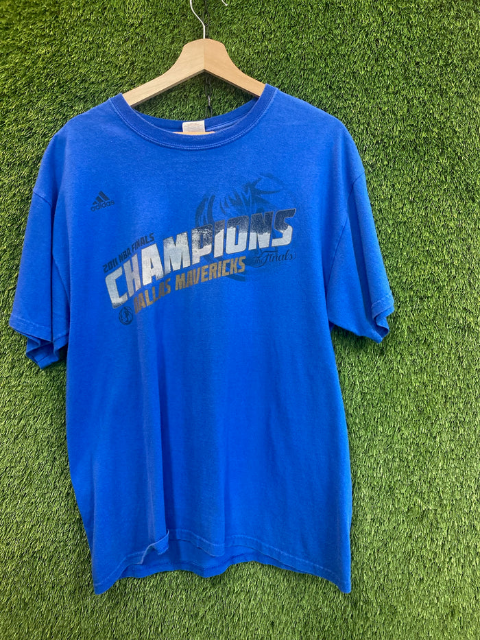 Vintage 2011 Dallas Mavericks Finals NBA Champions Tee