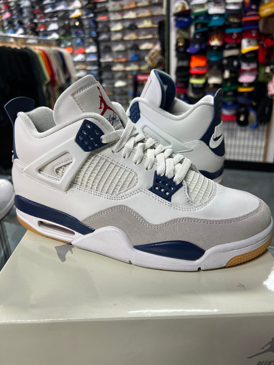 Jordan 4 Retro SB Navy Preowned
