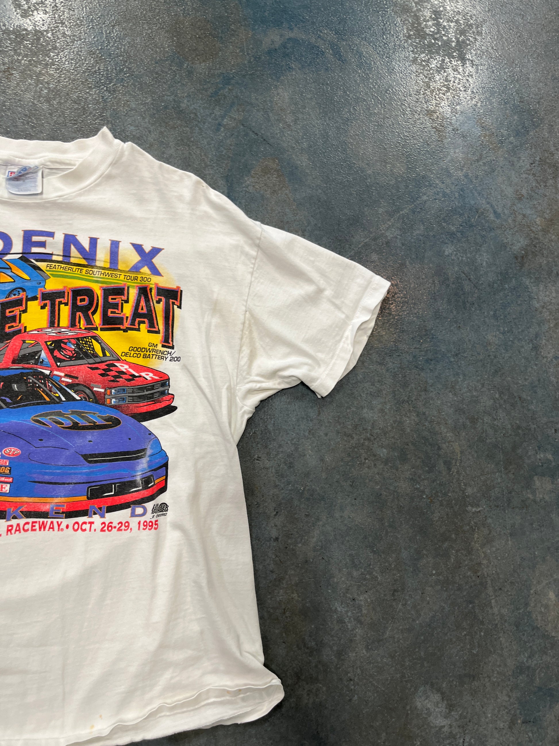 Vintage Hanes 1995 NASCAR “Phoenix Triple Treat Weekend” White Beefy T-Shirt (RC) B1