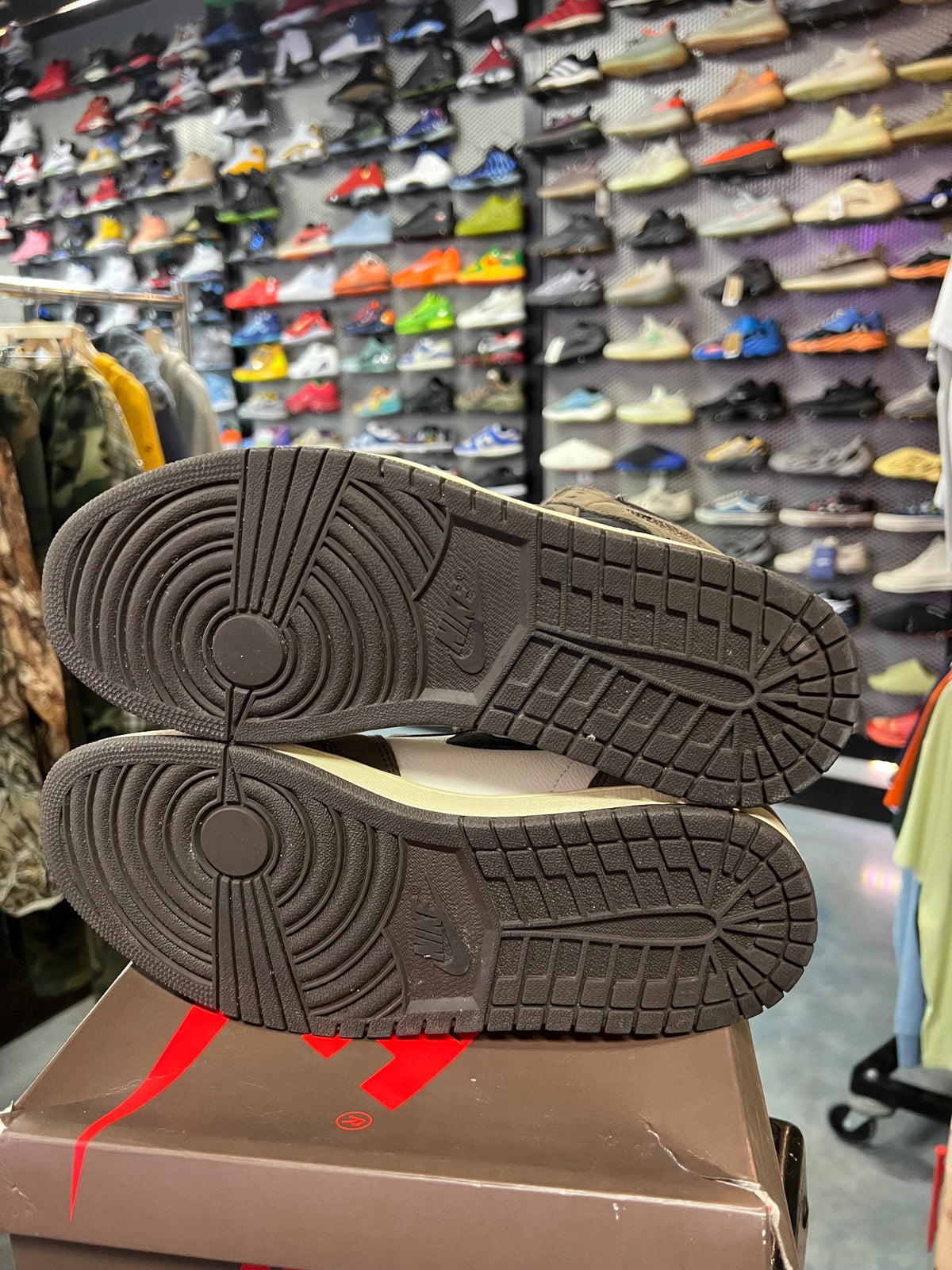 Jordan 1 Retro High OG SP Travis Scott Mocha