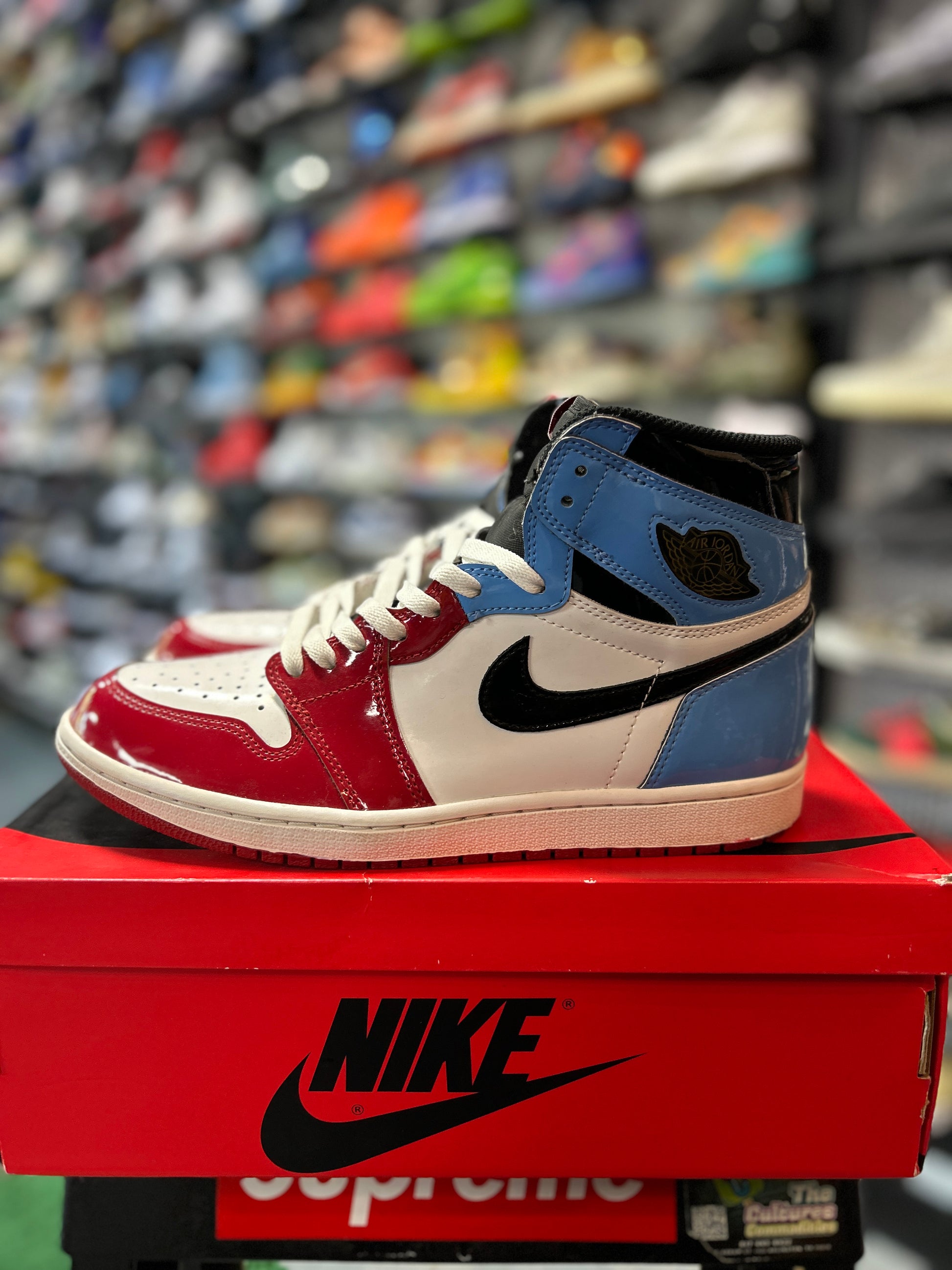 Jordan 1 Retro High Fearless UNC Chicago (YC)