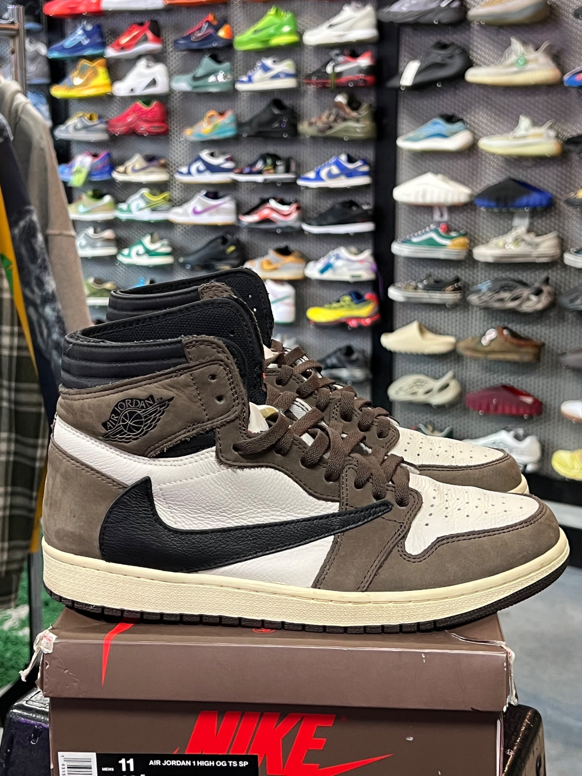 Jordan 1 Retro High OG SP Travis Scott Mocha