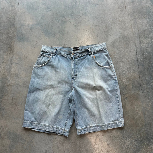 No Boundaries Blue Light Wash Jorts 36W (RZ) OTF