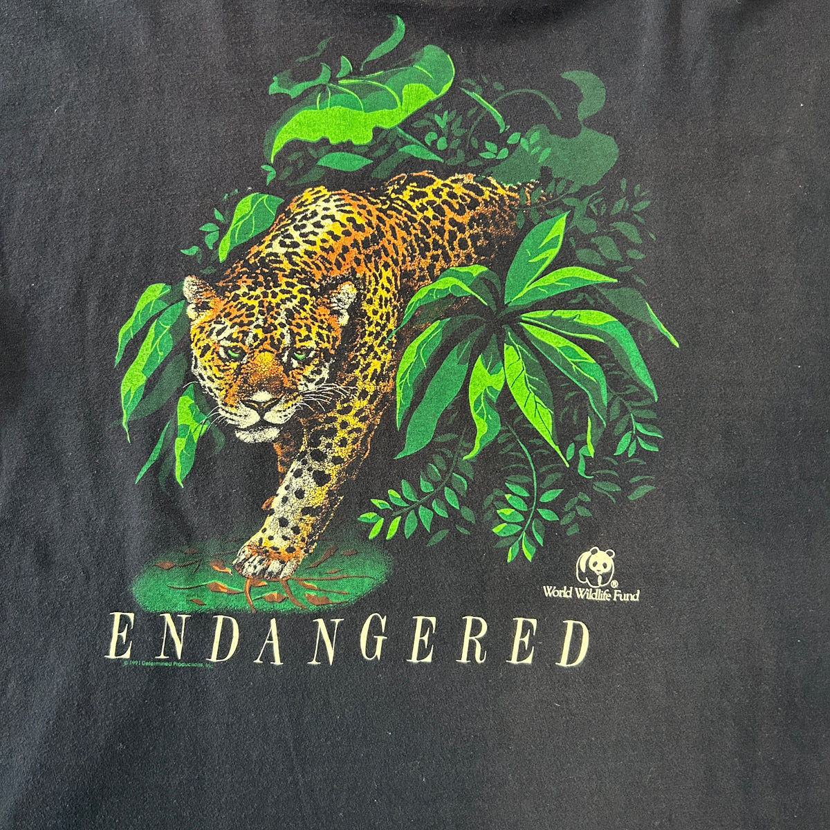 VINTAGE Jostens LEOPARD ENDANGERED World Wildlife Funds Black Tee