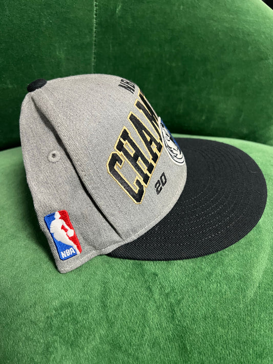 adidas NBA Finals Champions Dallas Mavericks Snapback Cap Hat Gray/Black