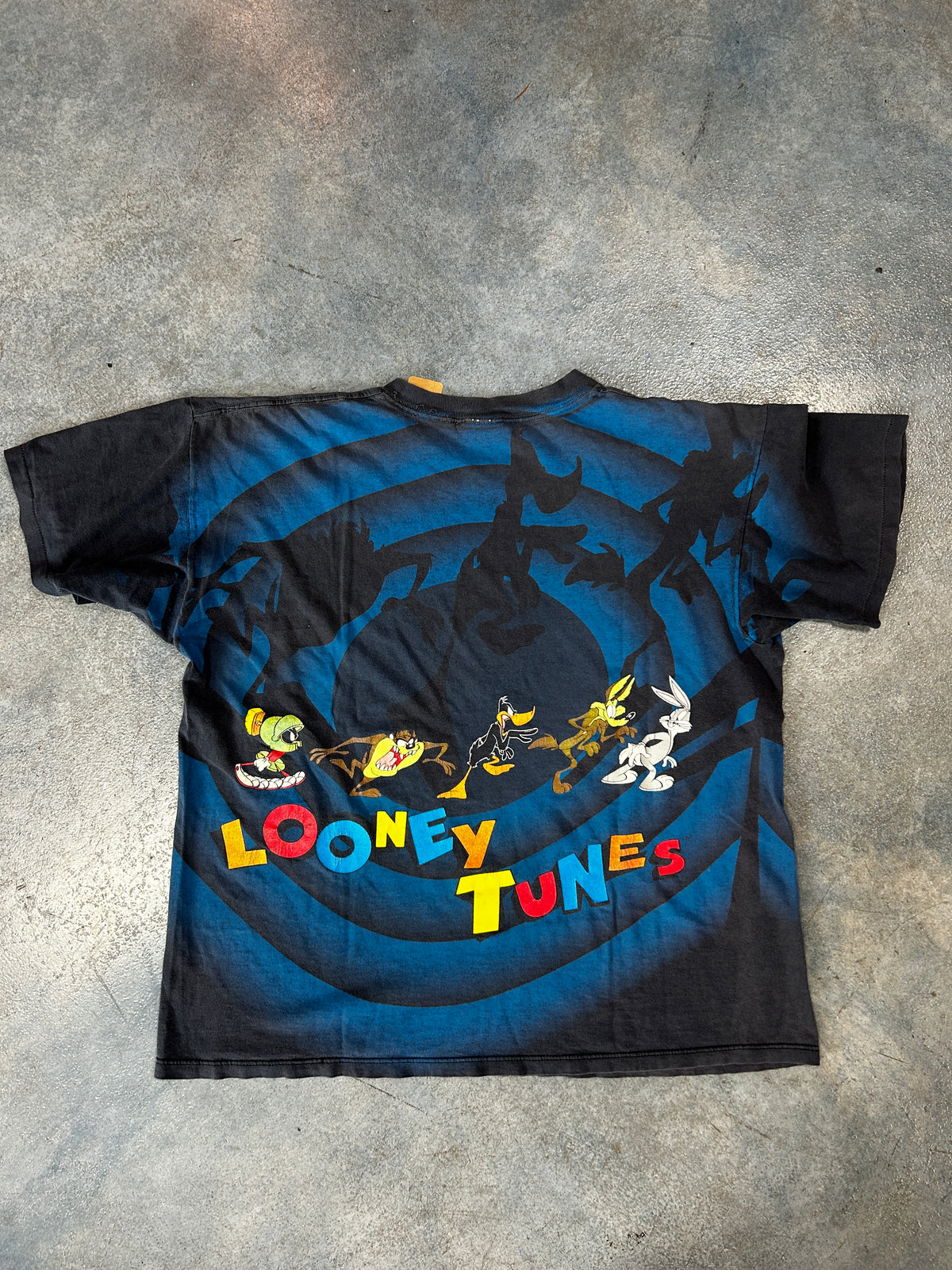 Vintage 90s Looney Tunes Toon Tops Shirt XL Bugs Taz Daffy Marvin Wile E Coyote (SC) B66