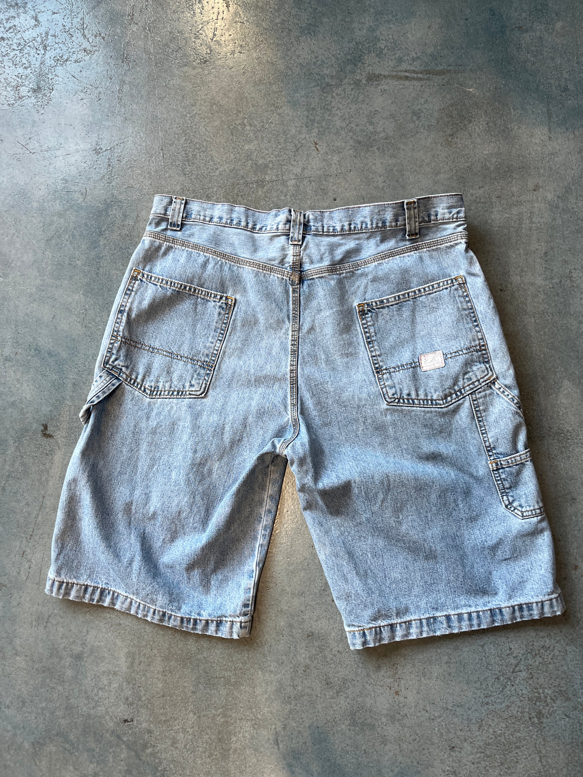 LeviAos Strauss Light Blue Wash Faded Jorts 38W (YC) OTF