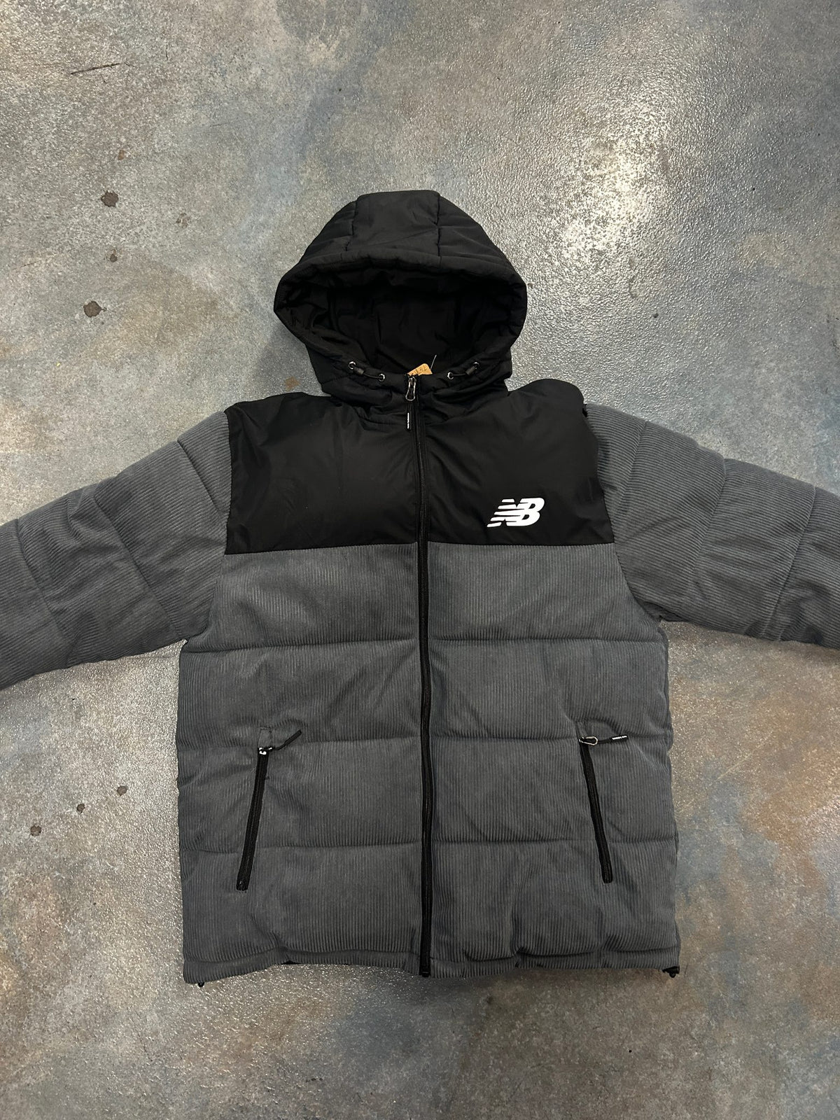 New Balance Men's Ath;etics Corduroy Colorblock kHooded Puffer Jacket