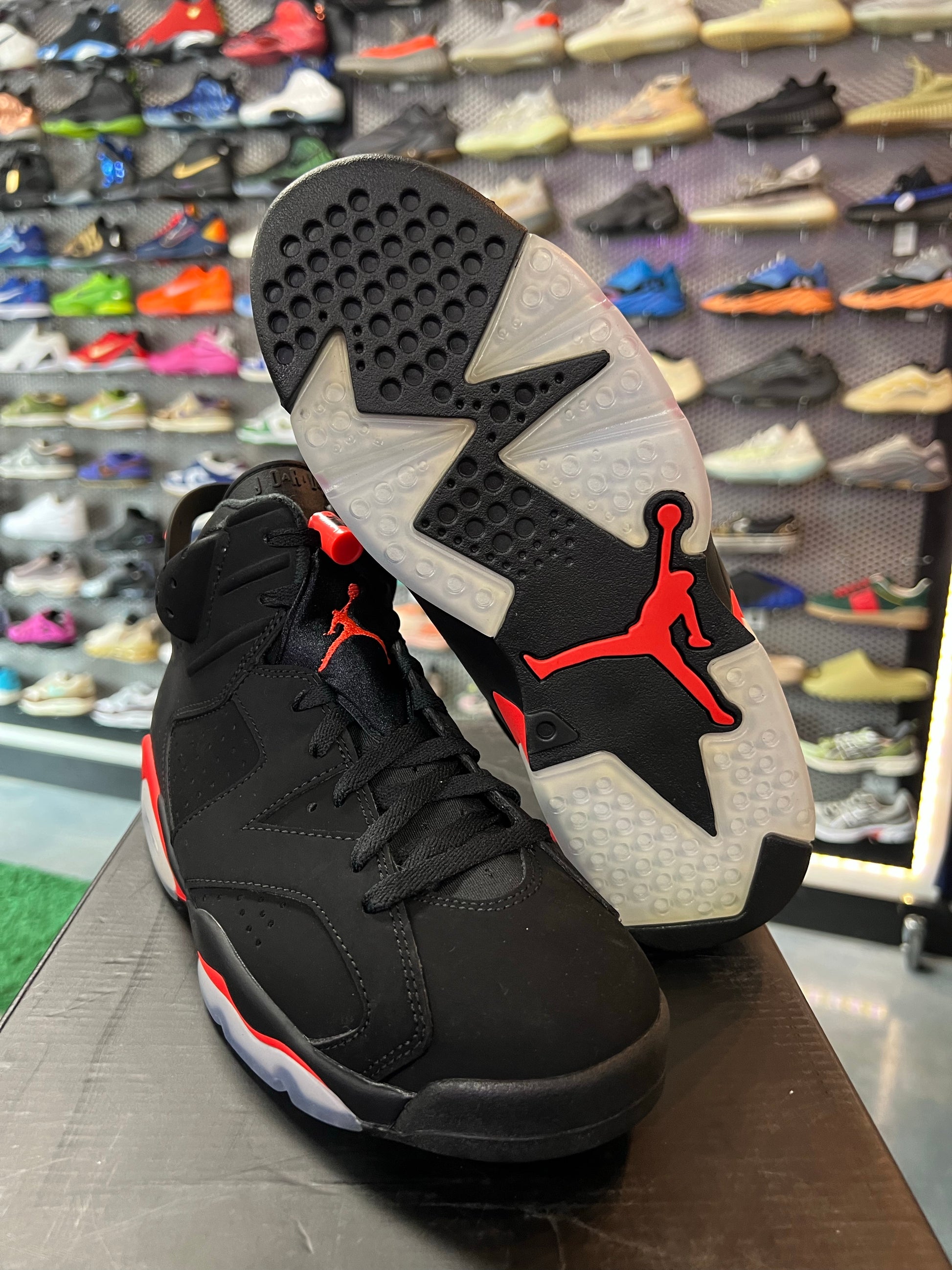 Jordan 6 Retro Black Infrared (2019)