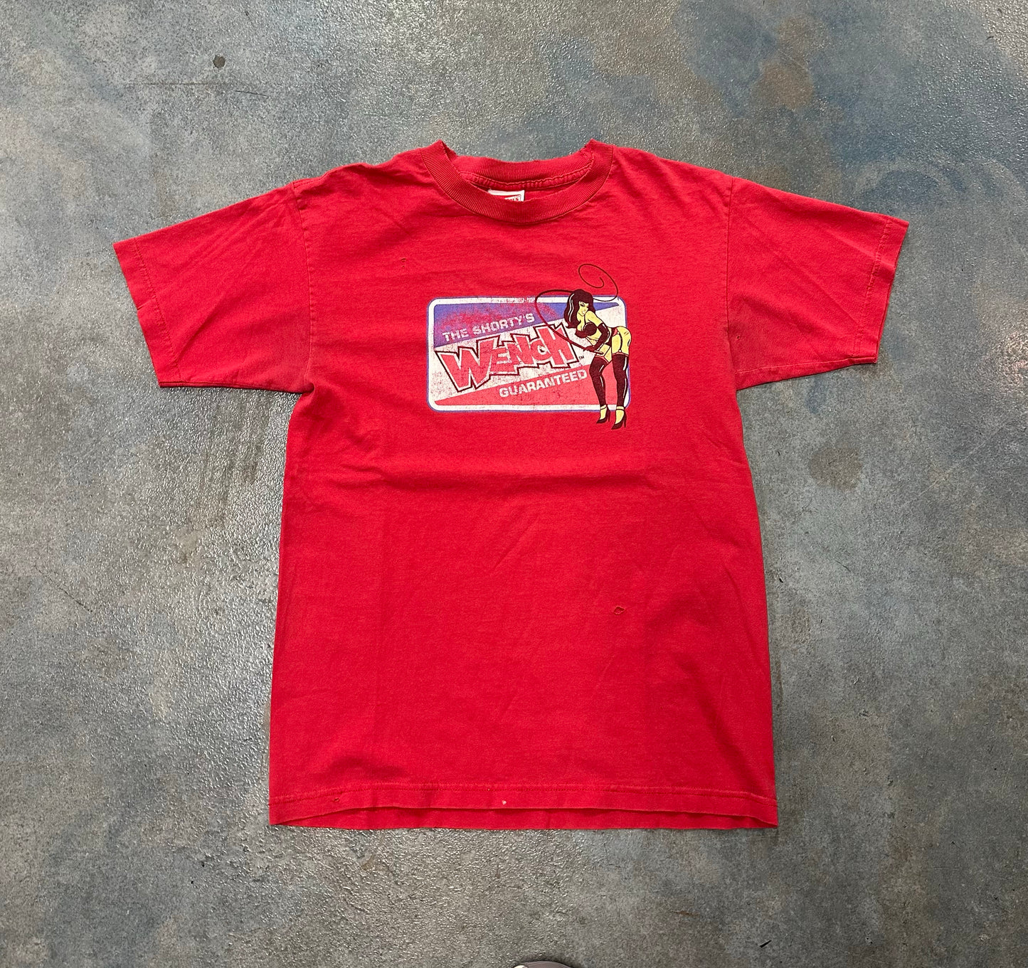 red "the shorty's wench" tee B46