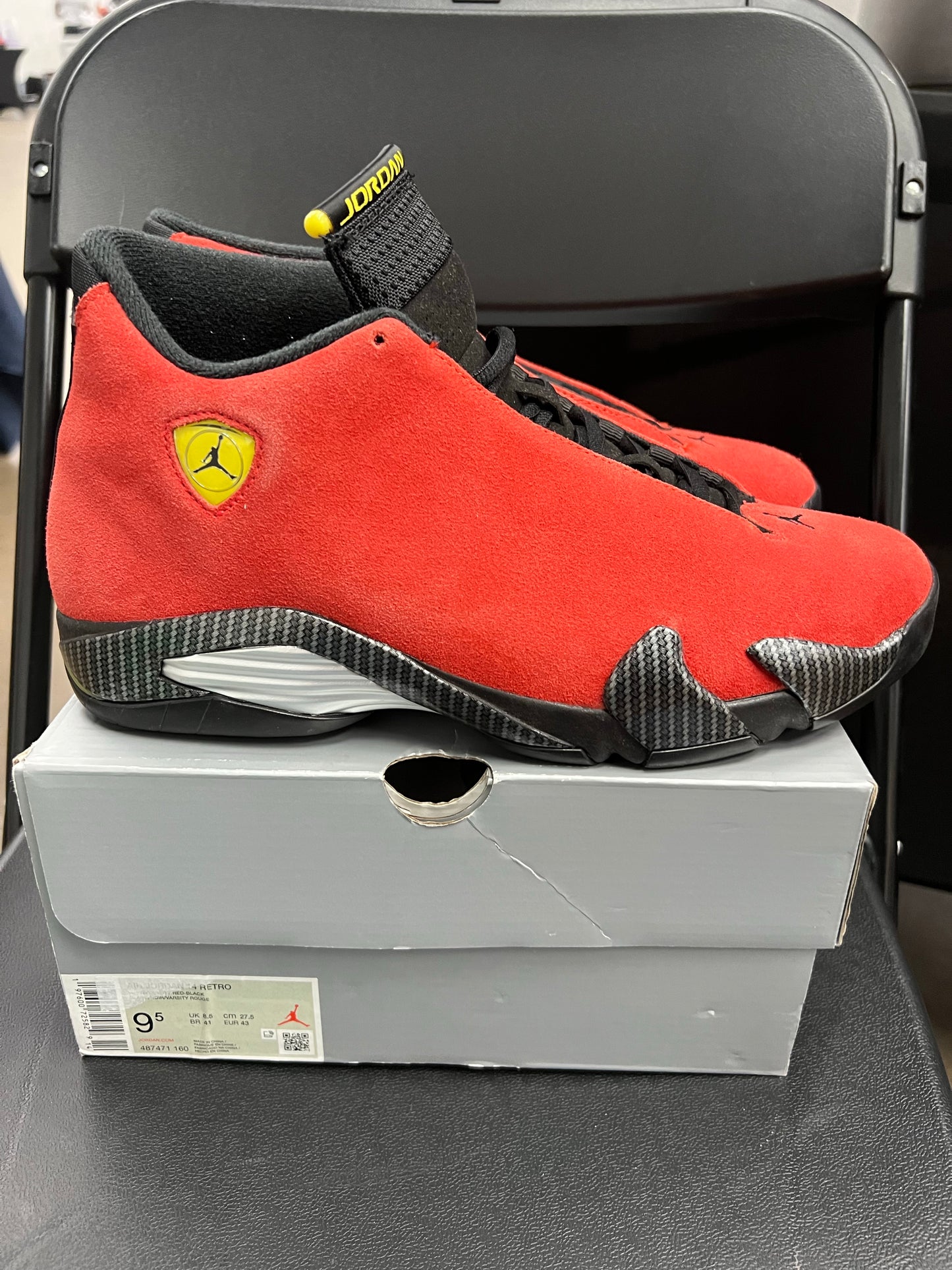 Jordan 14 Retro Ferrari (2025)