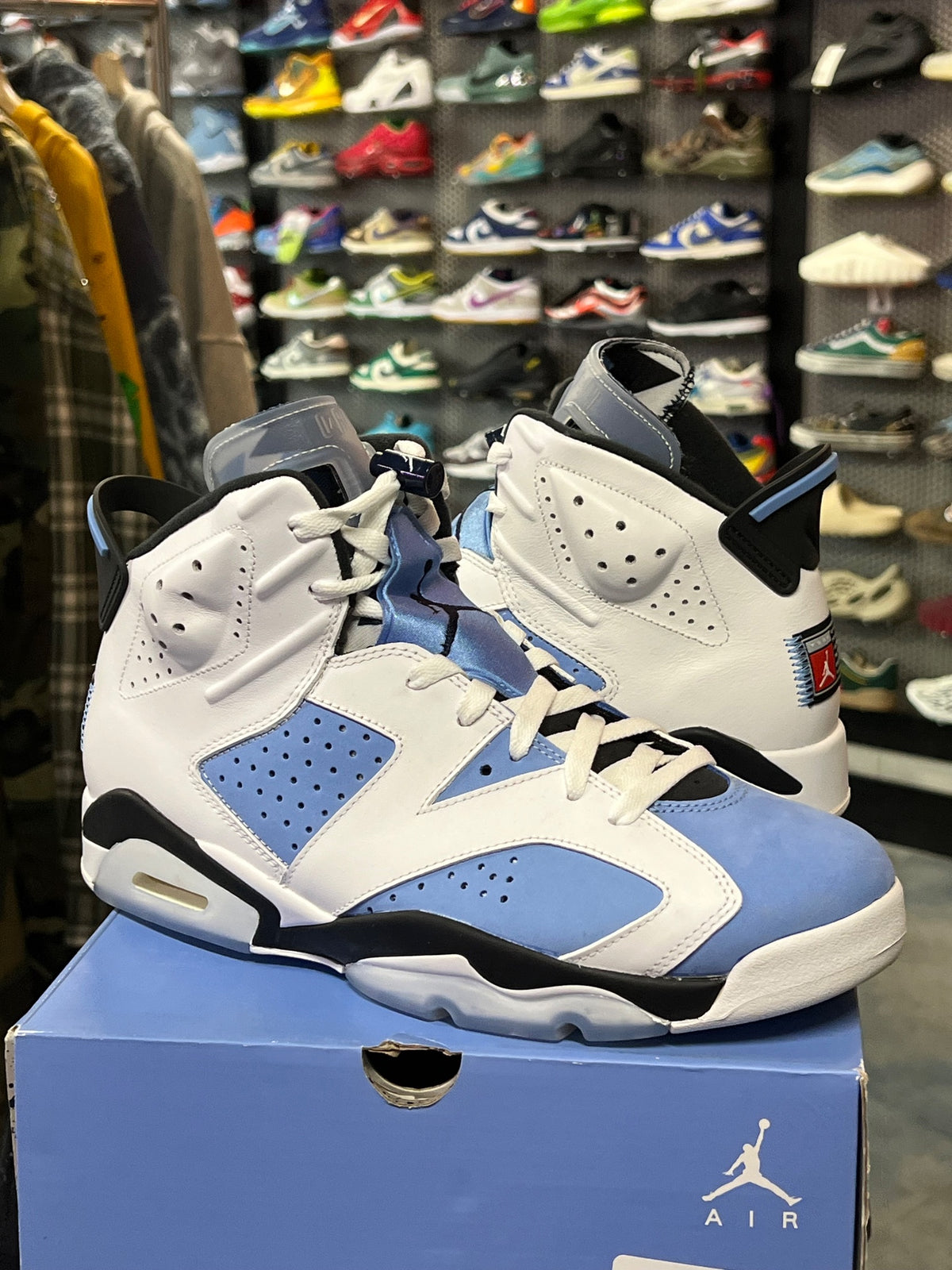 Jordan 6 Retro UNC White