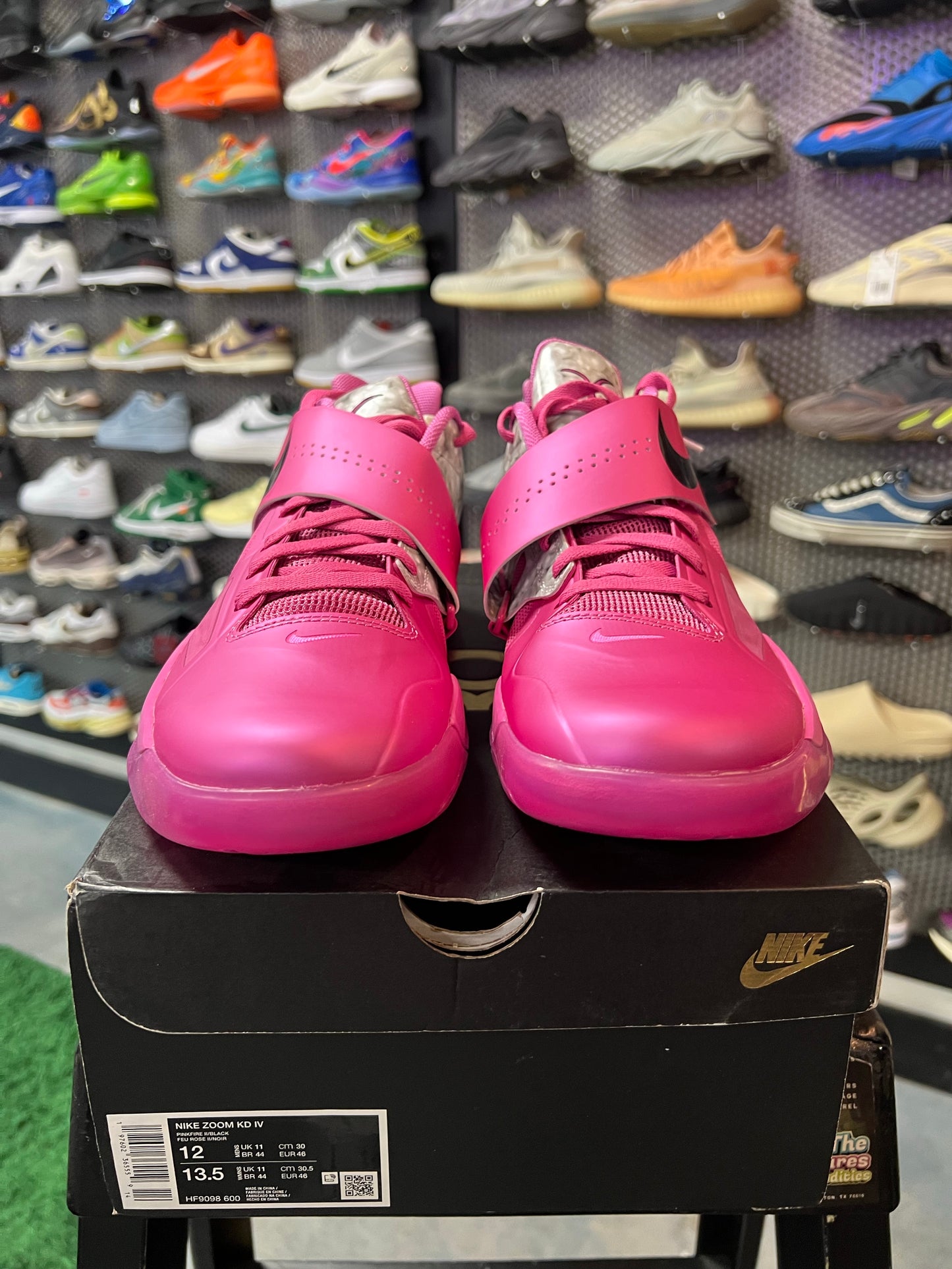Nike KD 4 Aunt Pearl (2024)