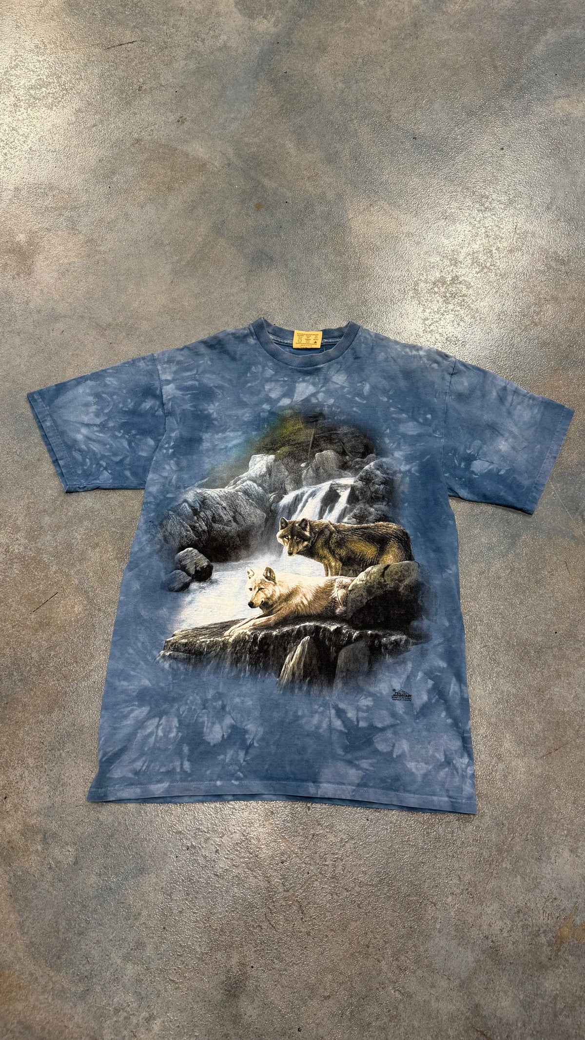 Vintage The Mountain Wolf Waterfall Mountain Blue Tee