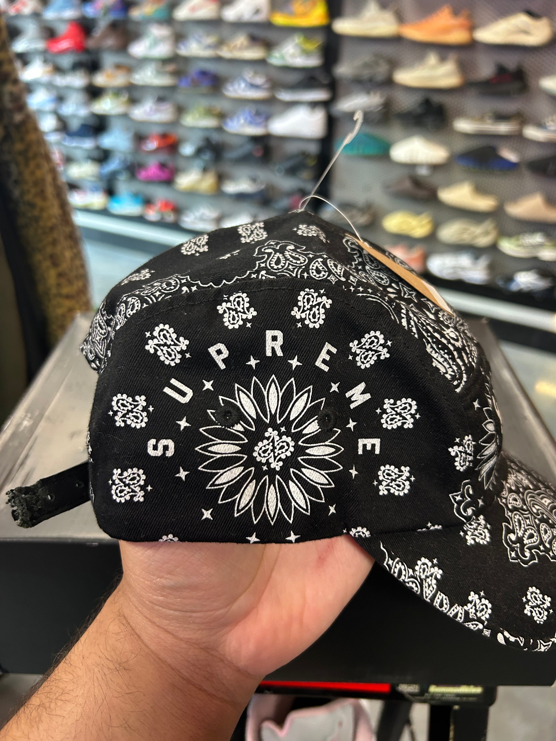 Supreme Bandana Camp Cap Black Damaged strap OTF