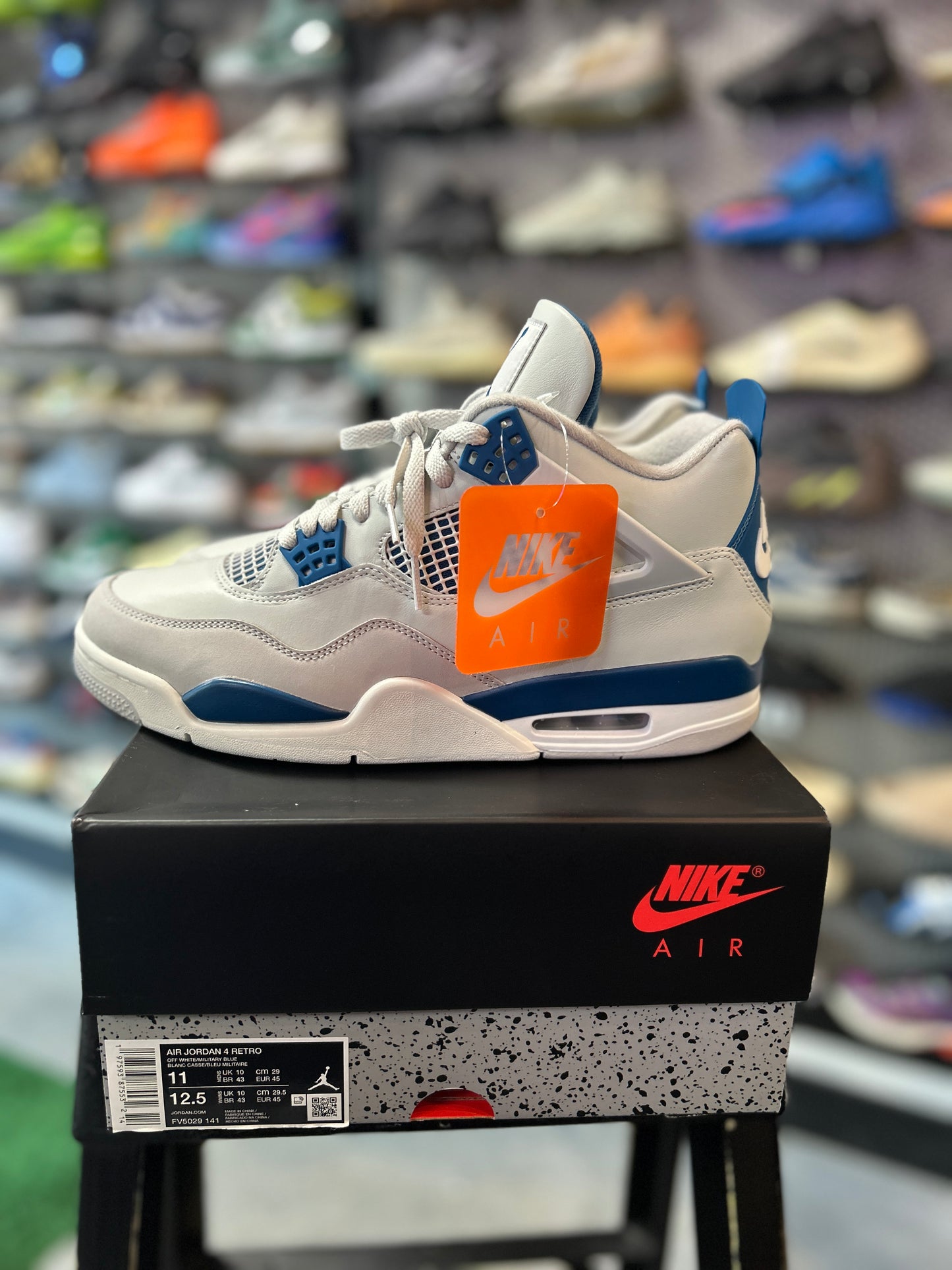 Jordan 4 Retro Military Blue (2024) Tried On (LC)