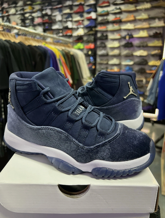 Jordan 11 Retro Midnight Navy (Women's) (AL)