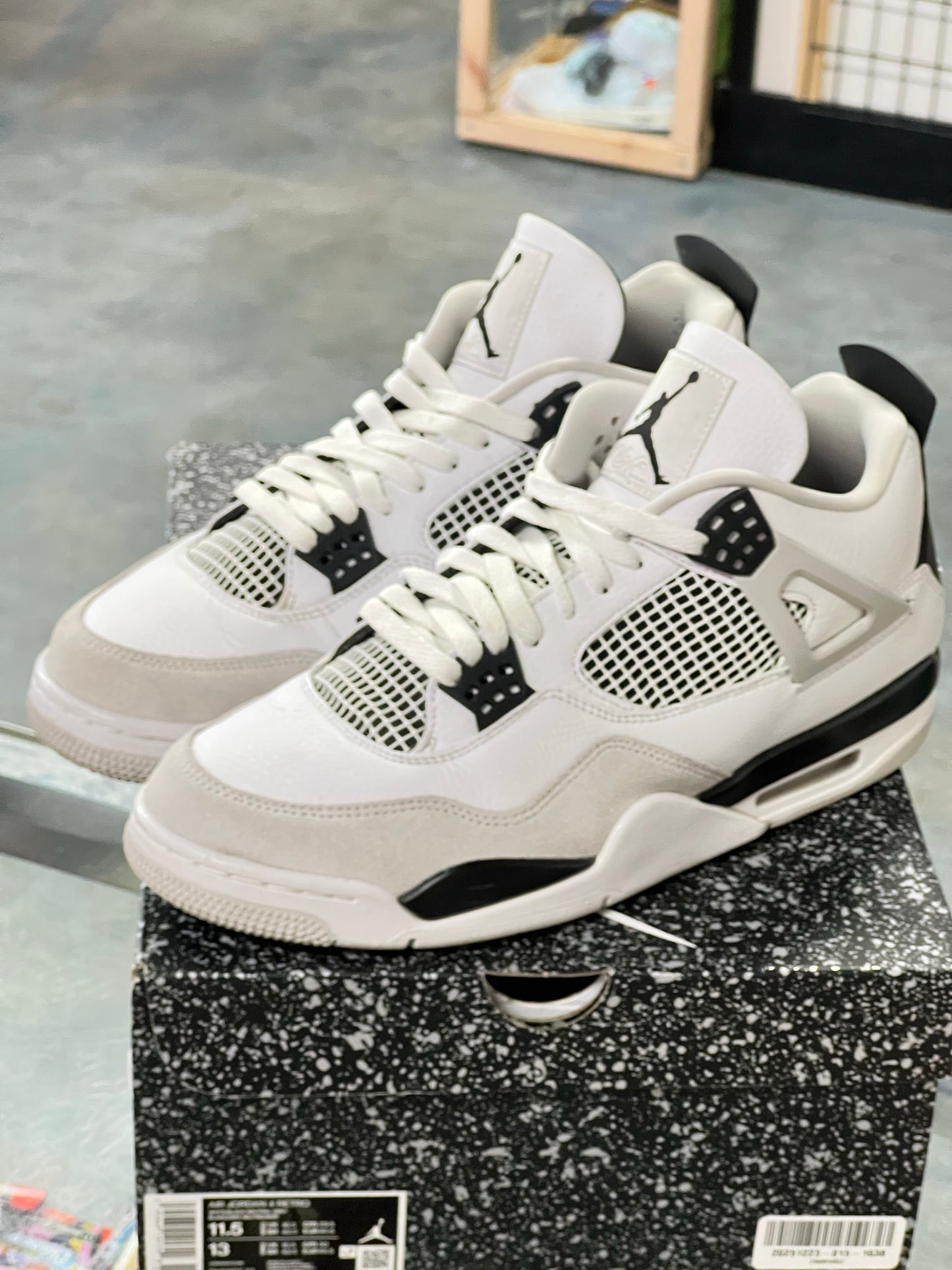 Jordan 4 Retro Military Black