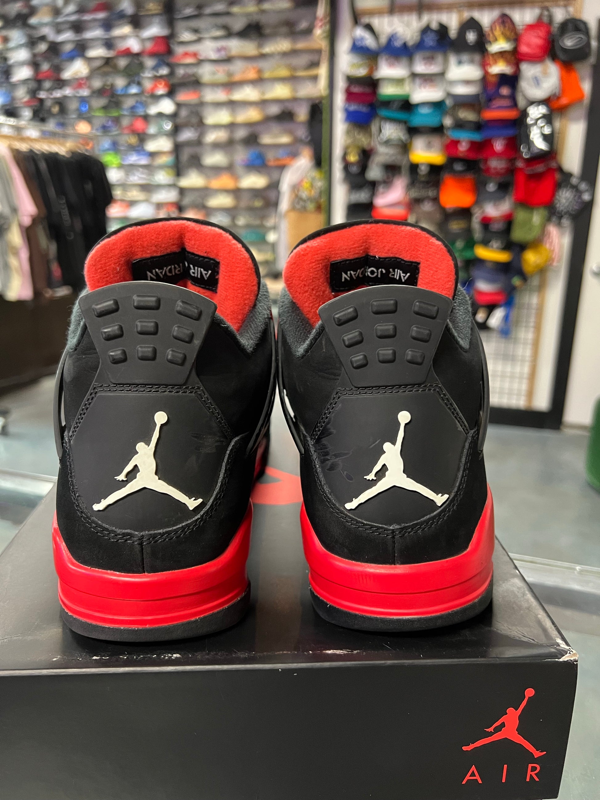 Jordan 4 Retro Red Thunder Pre Owned