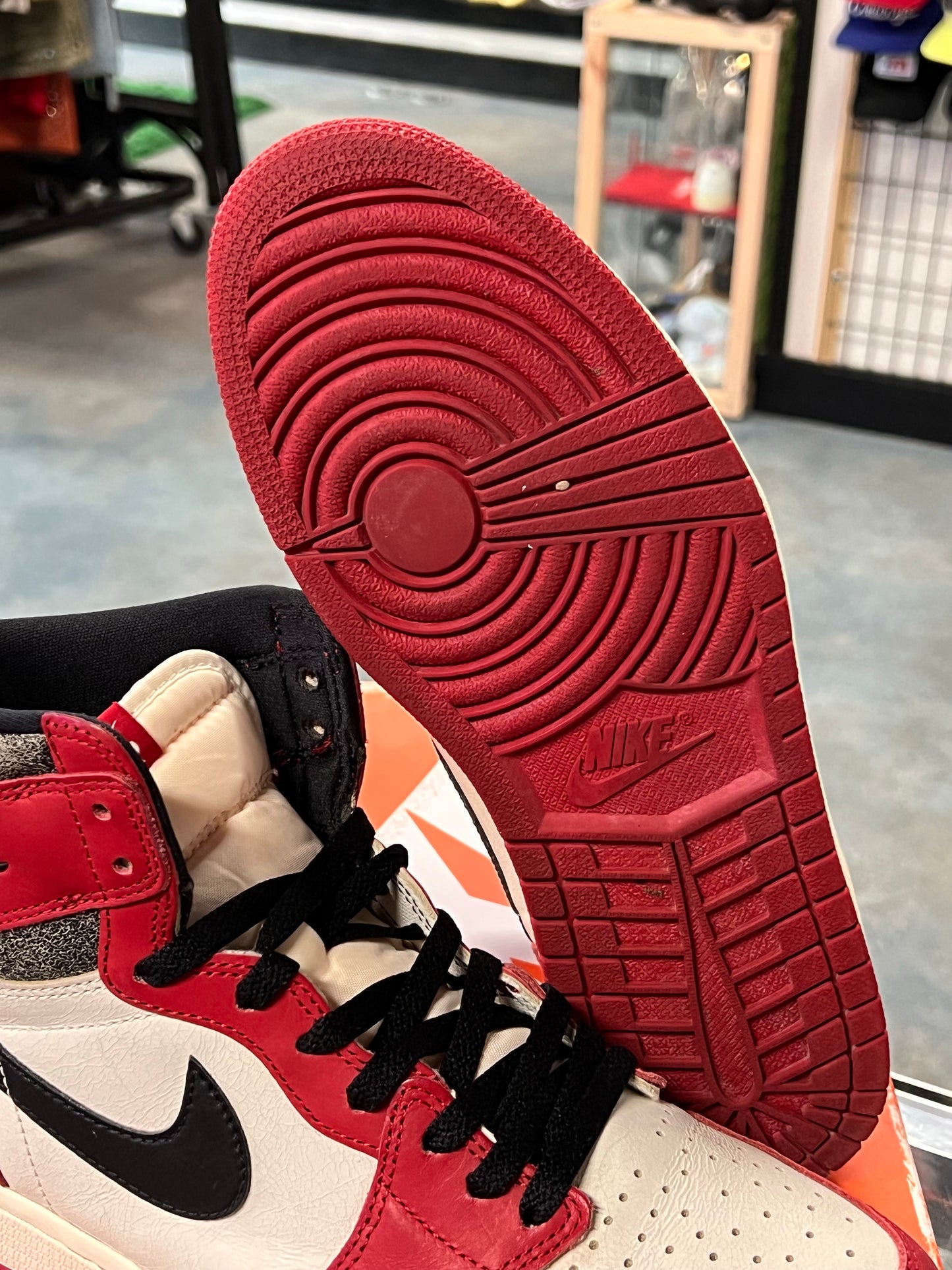 Jordan 1 Retro High OG Chicago Lost and Found