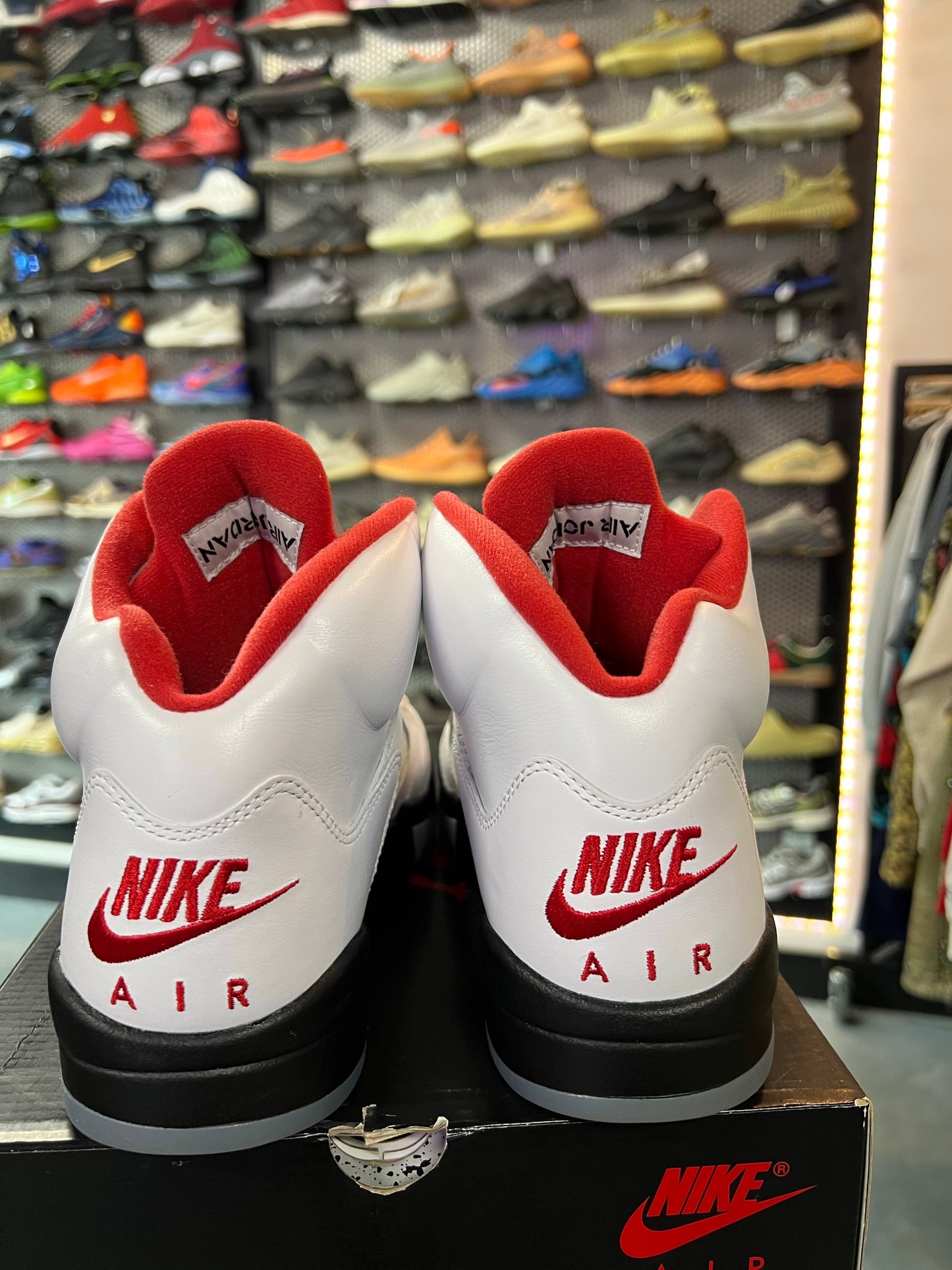 Jordan 5 Retro Fire Red Silver Tongue (2020)