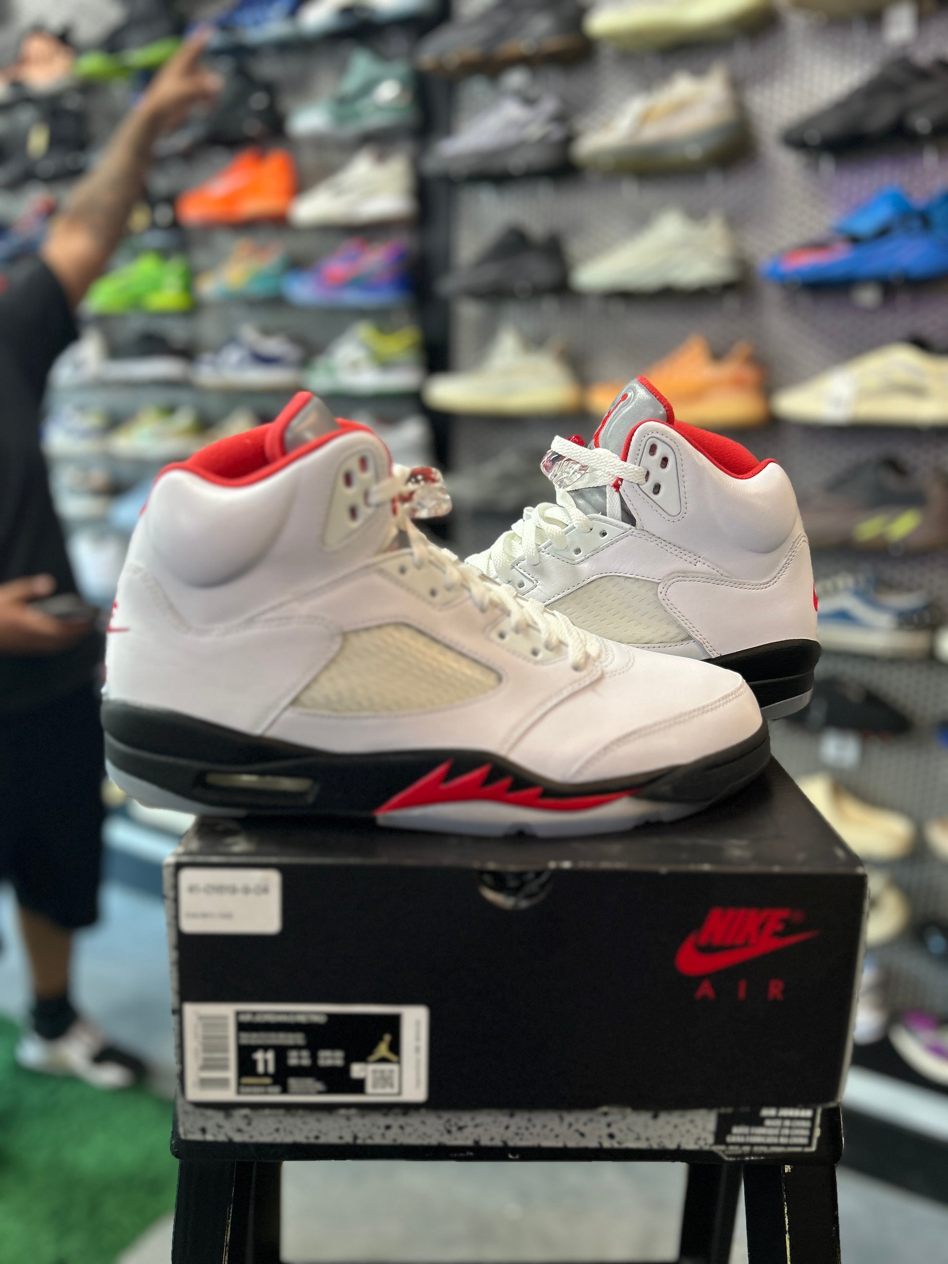 Jordan 5 Retro Fire Red Silver Tongue (2020) (IC)