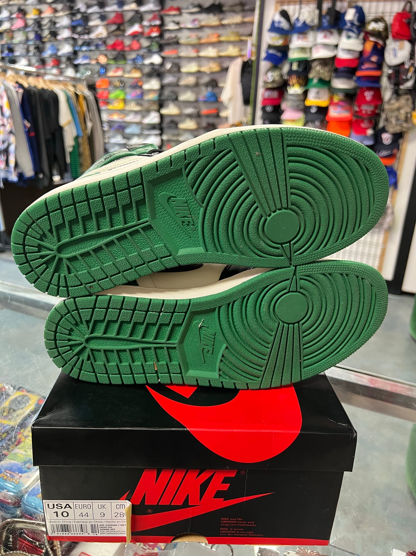 Jordan 1 Retro High Pine Green