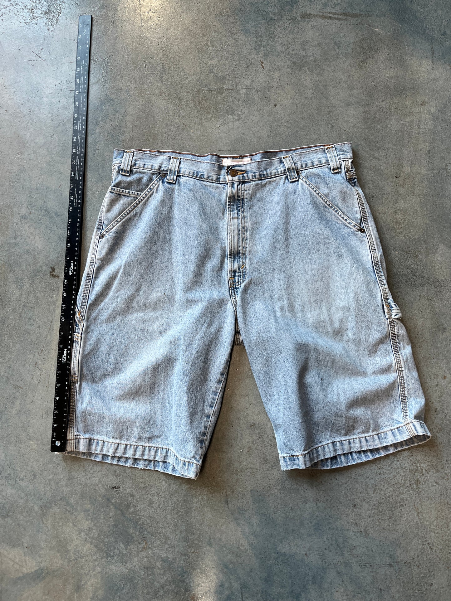 LeviAos Strauss Light Blue Wash Faded Jorts 38W (YC) OTF
