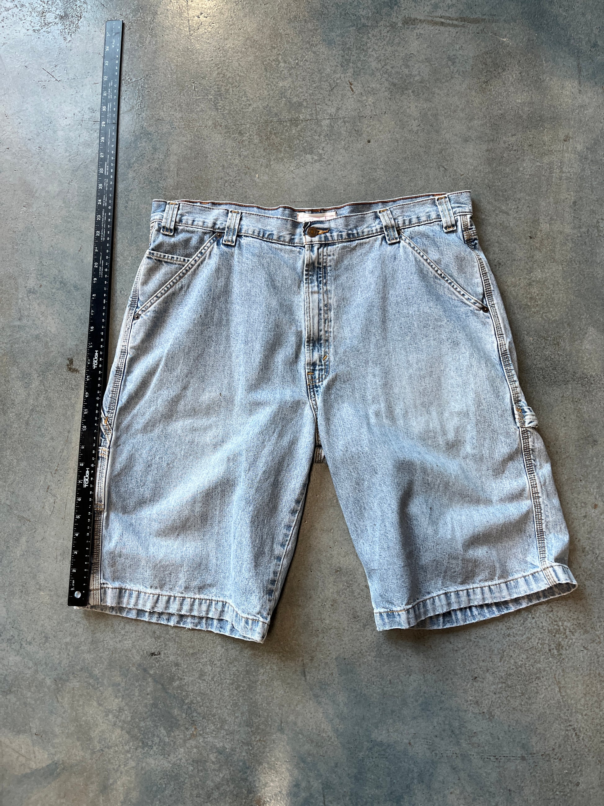 LeviAos Strauss Light Blue Wash Faded Jorts 38W (YC) OTF