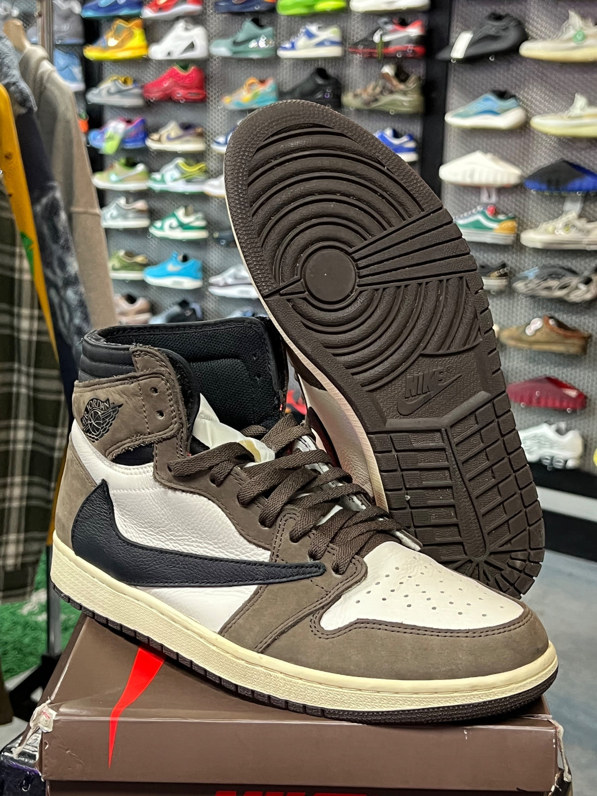 Jordan 1 Retro High OG SP Travis Scott Mocha