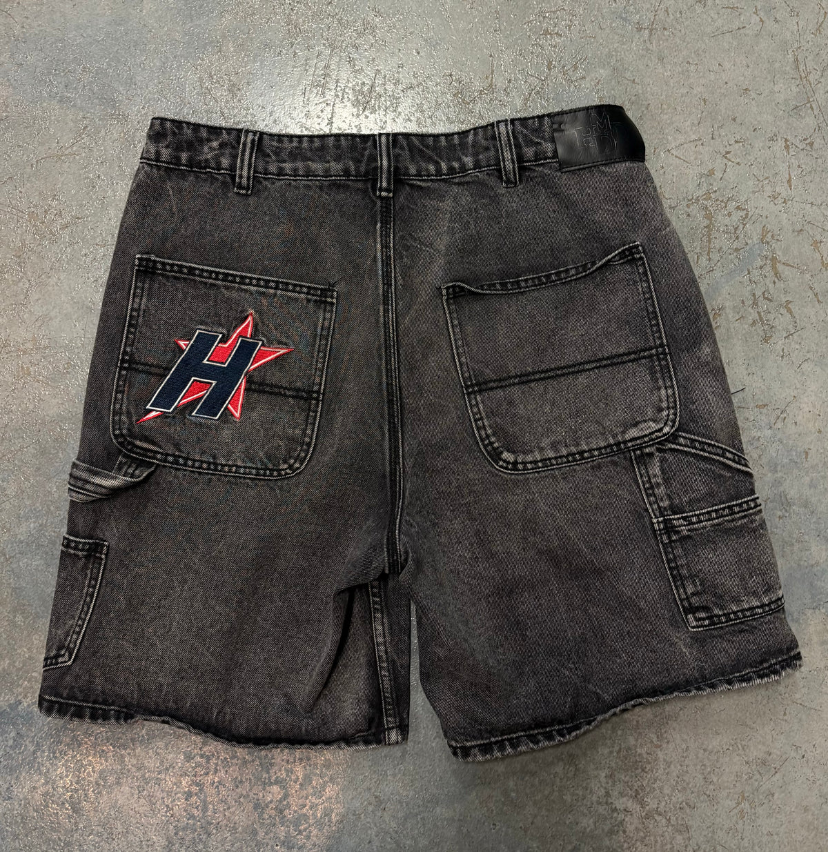 HMDD Star H Black Jorts