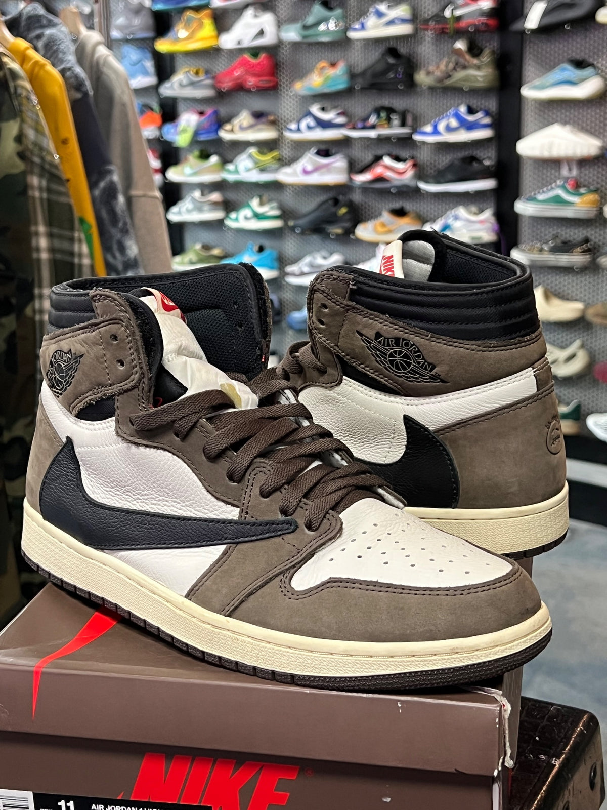 Jordan 1 Retro High OG SP Travis Scott Mocha