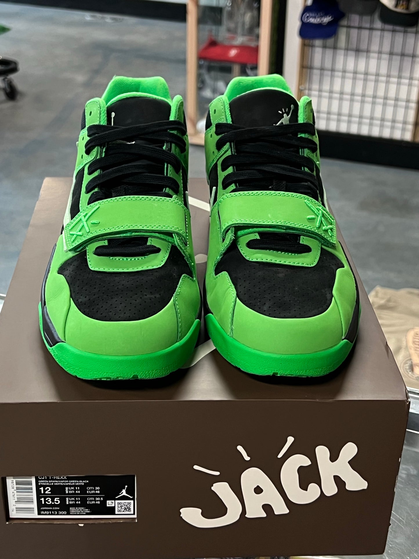 Jordan CJ1 T-Rexx Travis Scott Green Spark