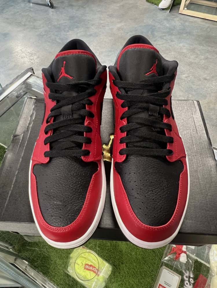 Jordan 1 Low Reverse Bred Pebbled Swoosh (YA)