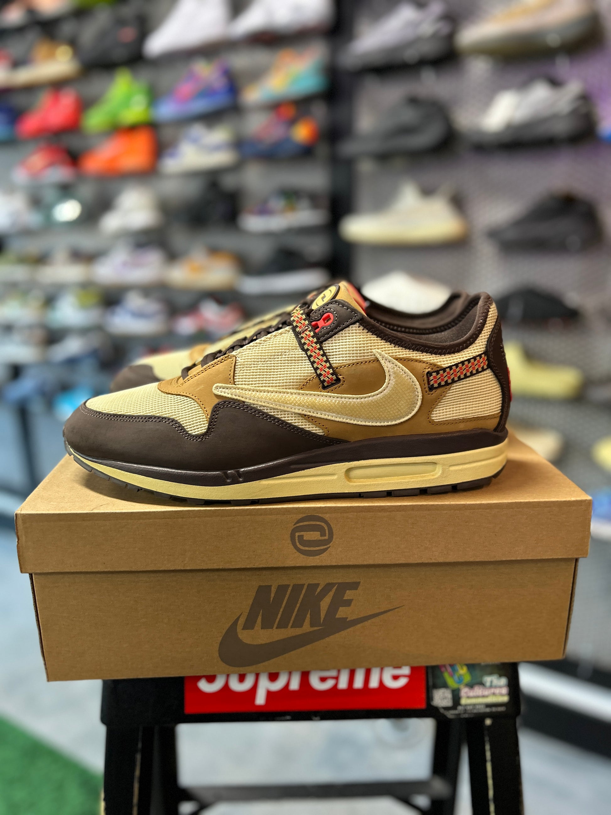 Nike Air Max 1 Travis Scott Cactus Jack Baroque Brown