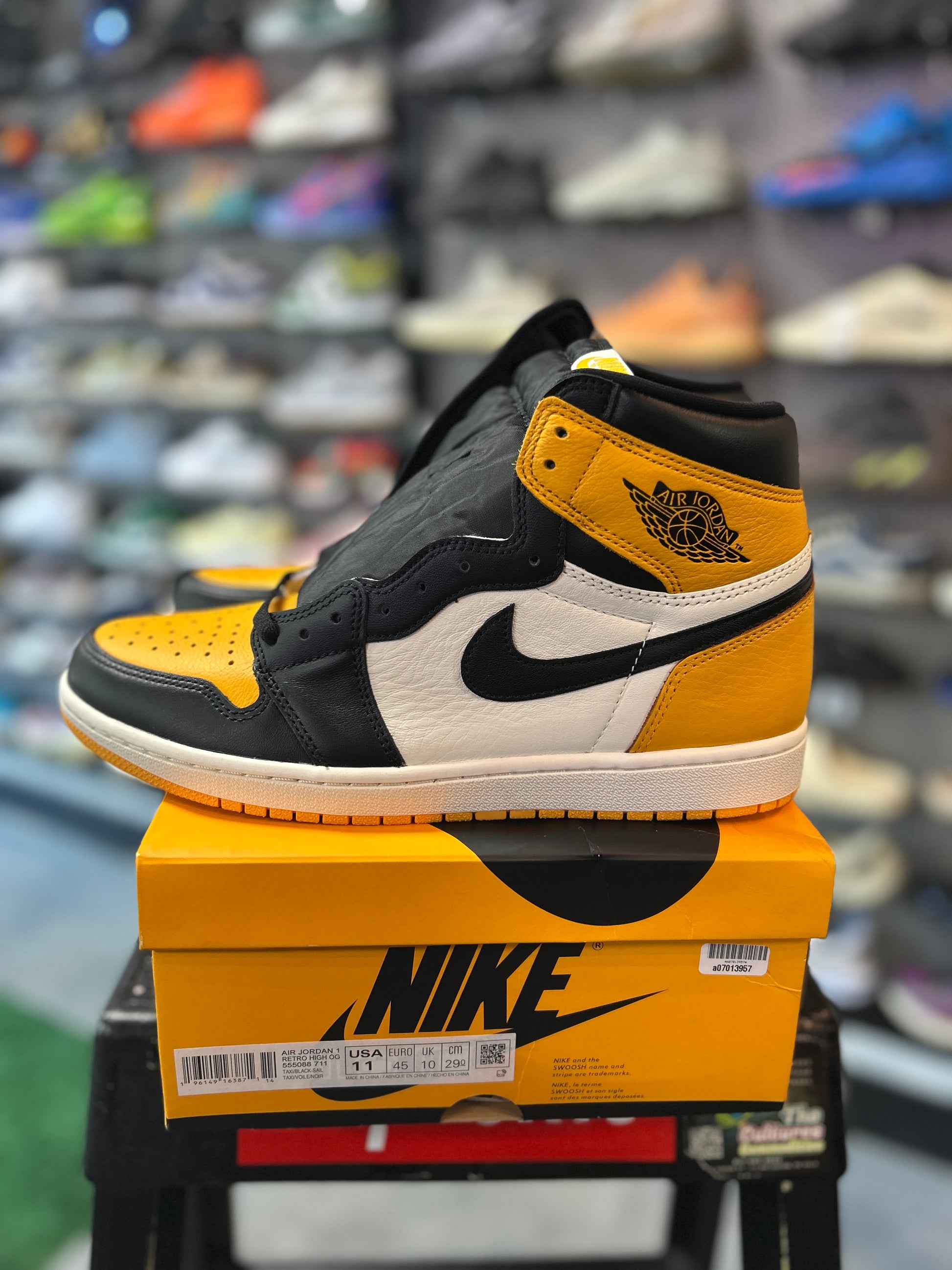 Jordan 1 Retro High OG Taxi (SC)