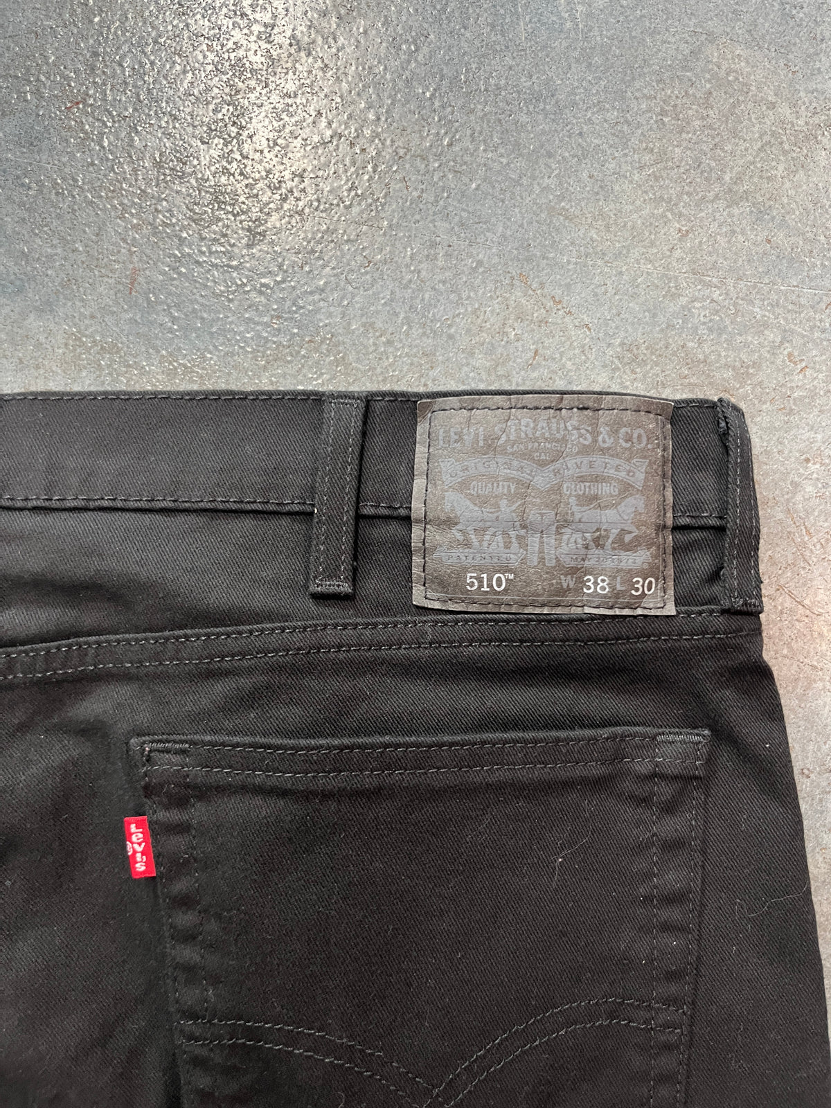 New Levis Black Jeans 38 x 30
