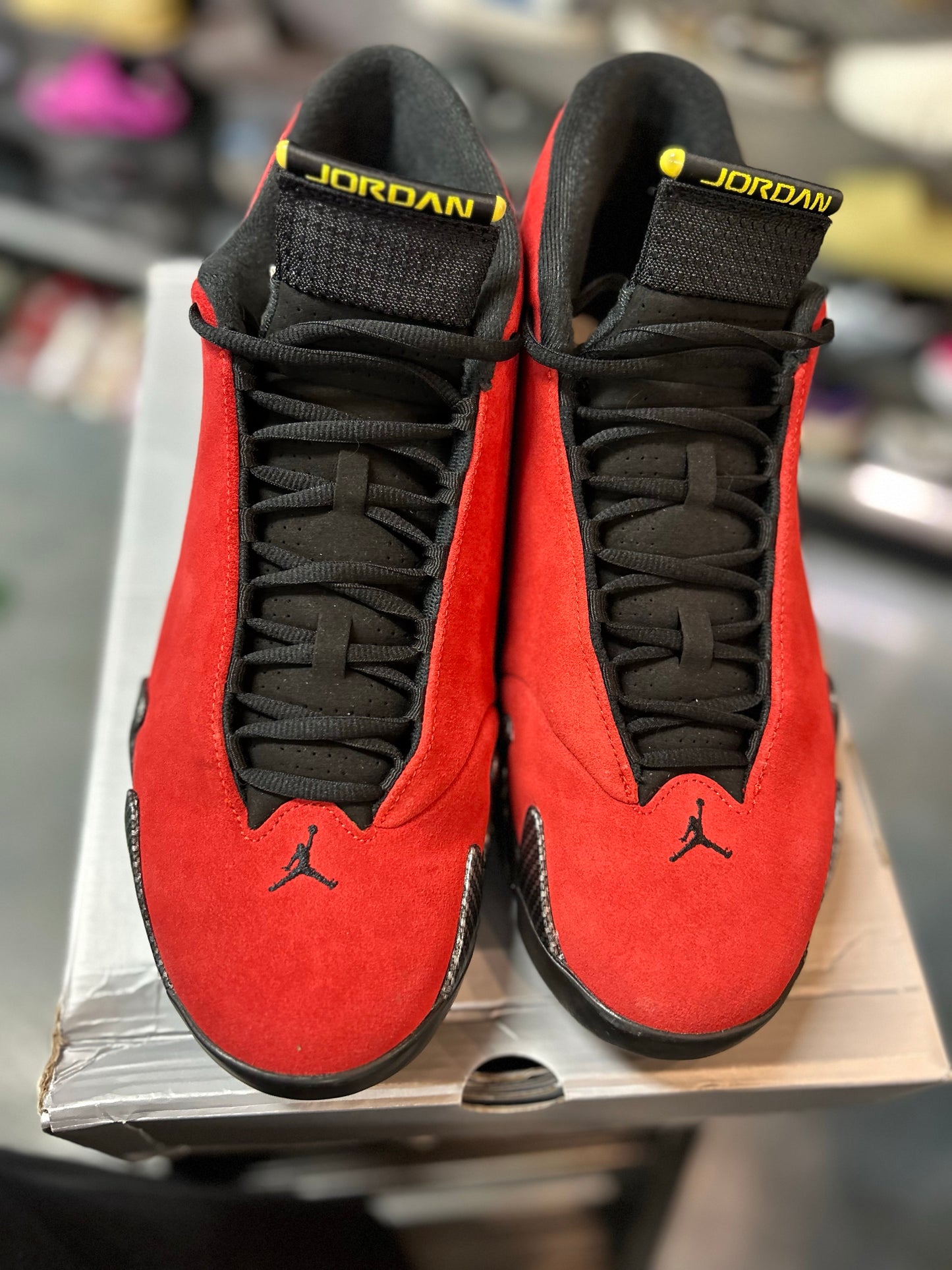 Jordan 14 Retro Ferrari (2025) (RYC)