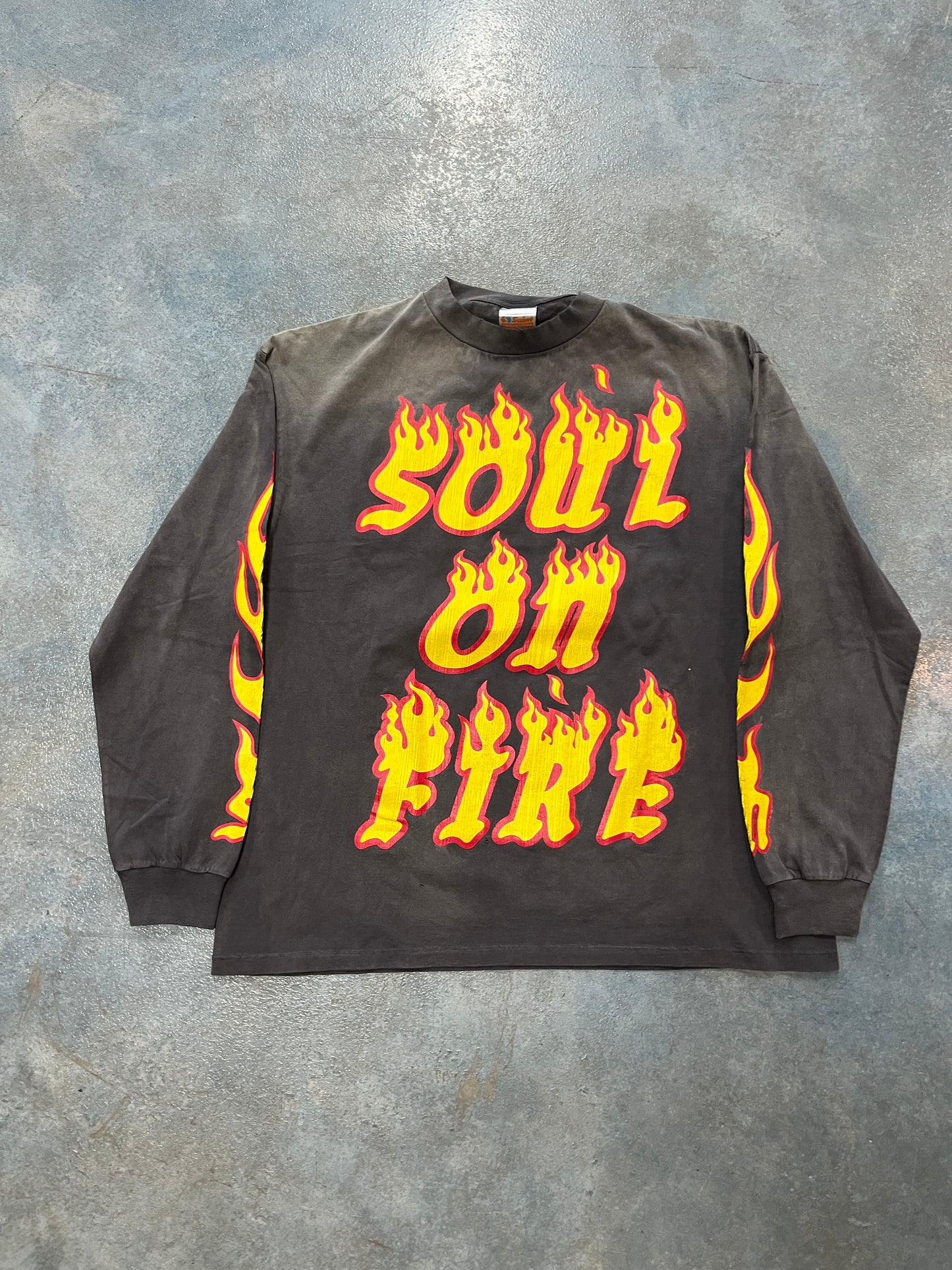 SAINT MXXXXXX “SOUL ON FIRE L/S” Grey T-Shirt B32