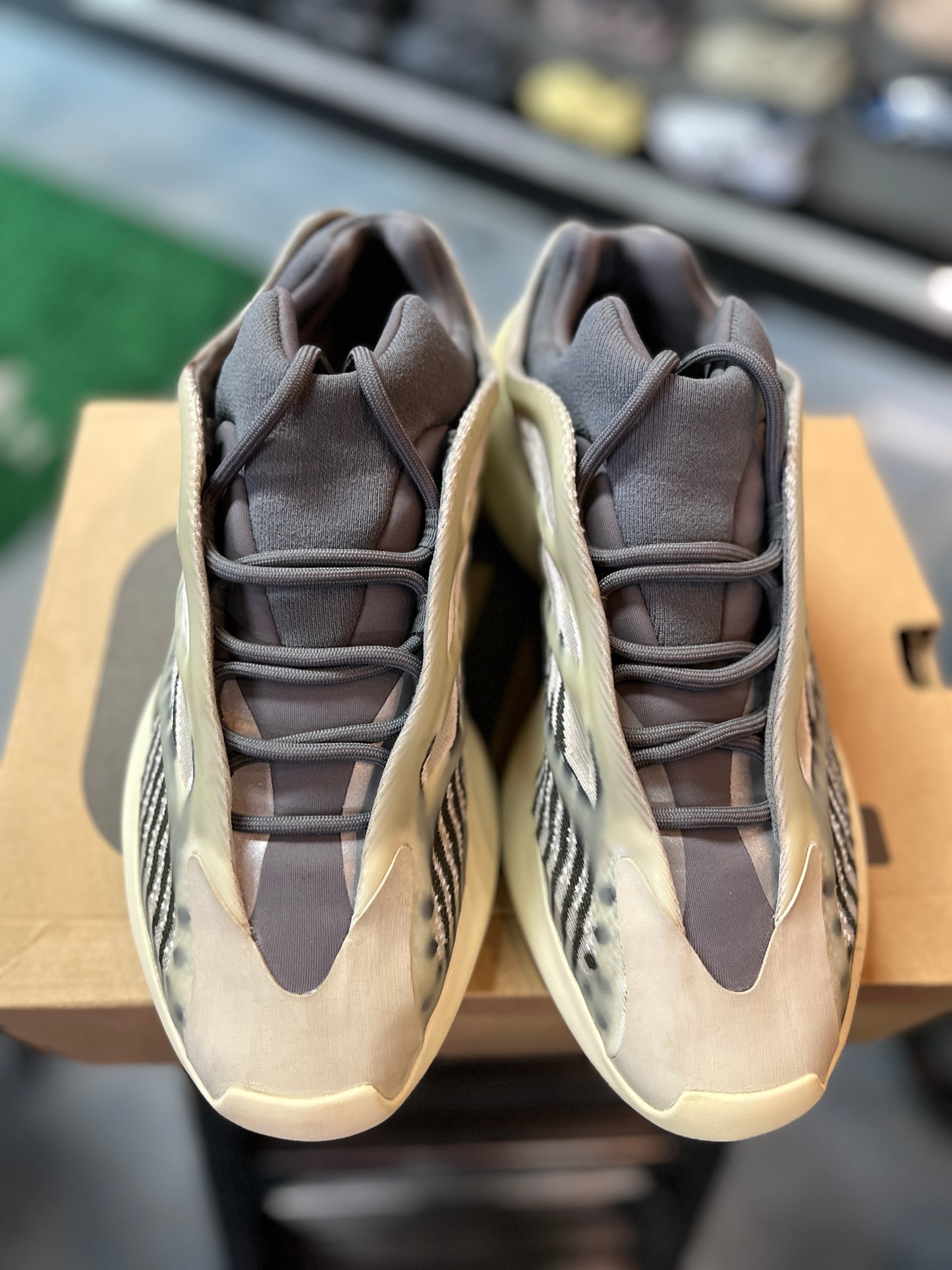 adidas Yeezy 700 V3 Fade Salt (YC)