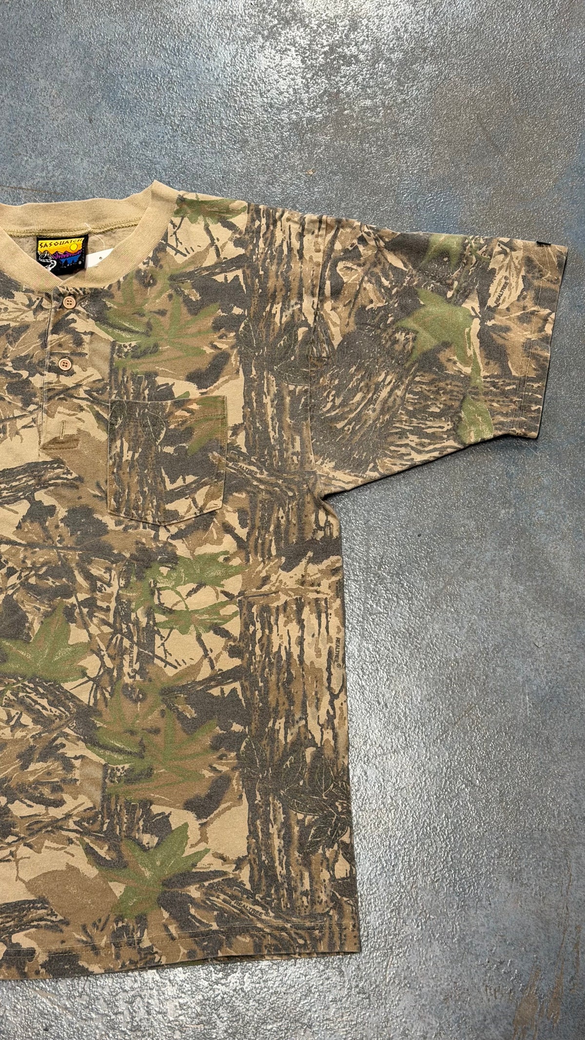 Vintage Camo Realtree Button Up