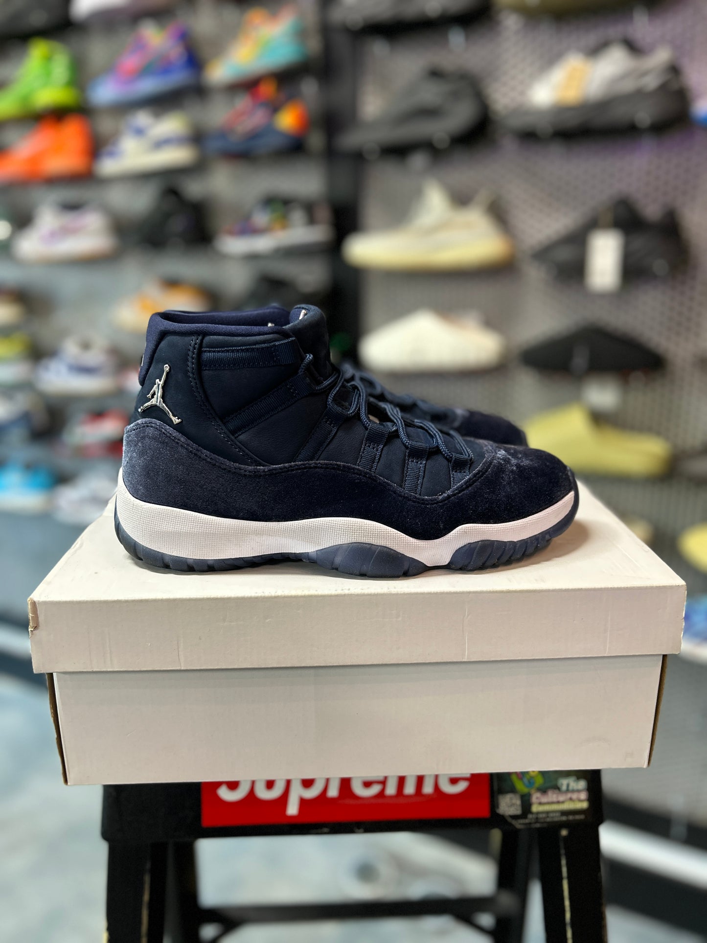 Jordan 11 Retro Midnight Navy (Women's)