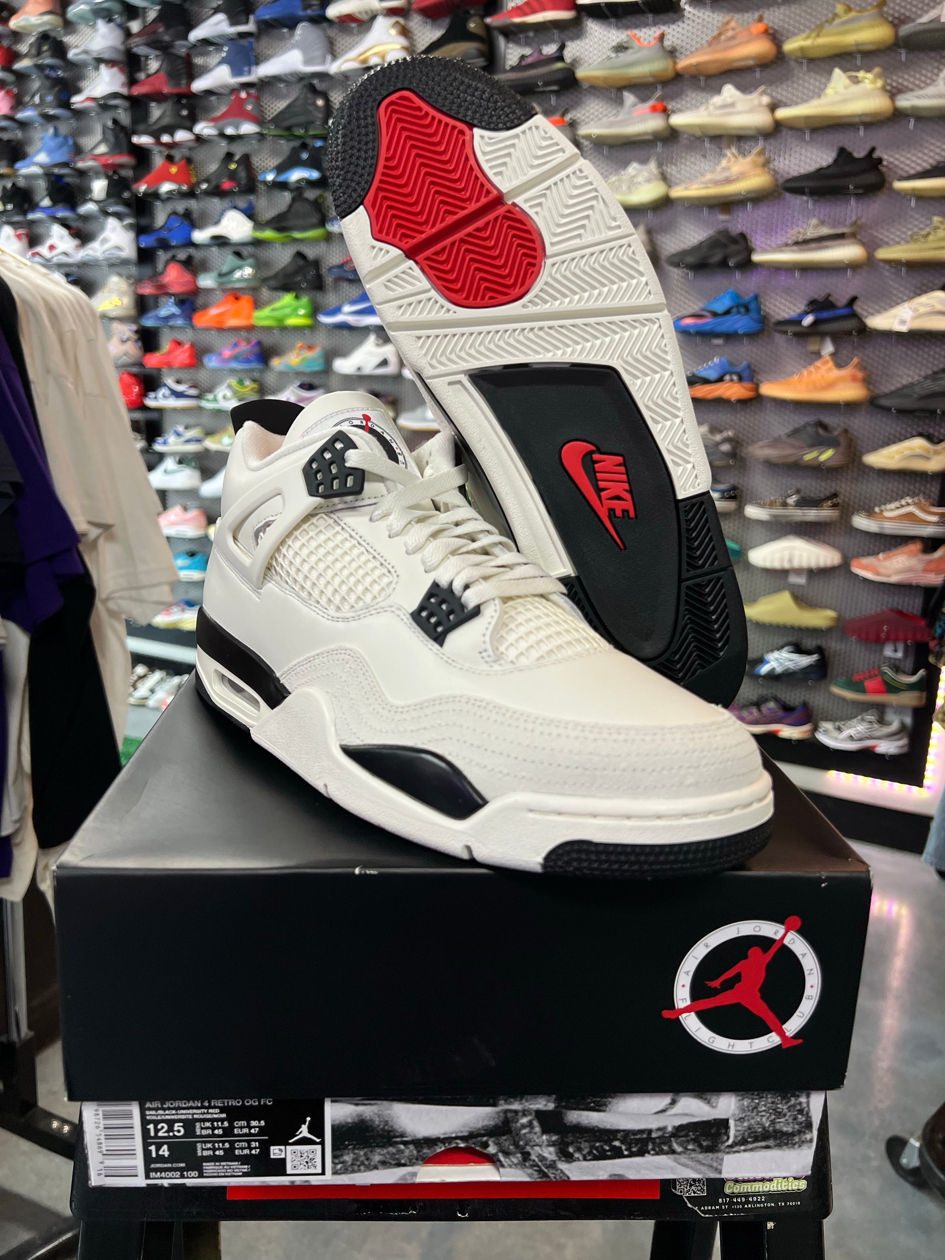 Jordan 4 Retro OG Flight Club