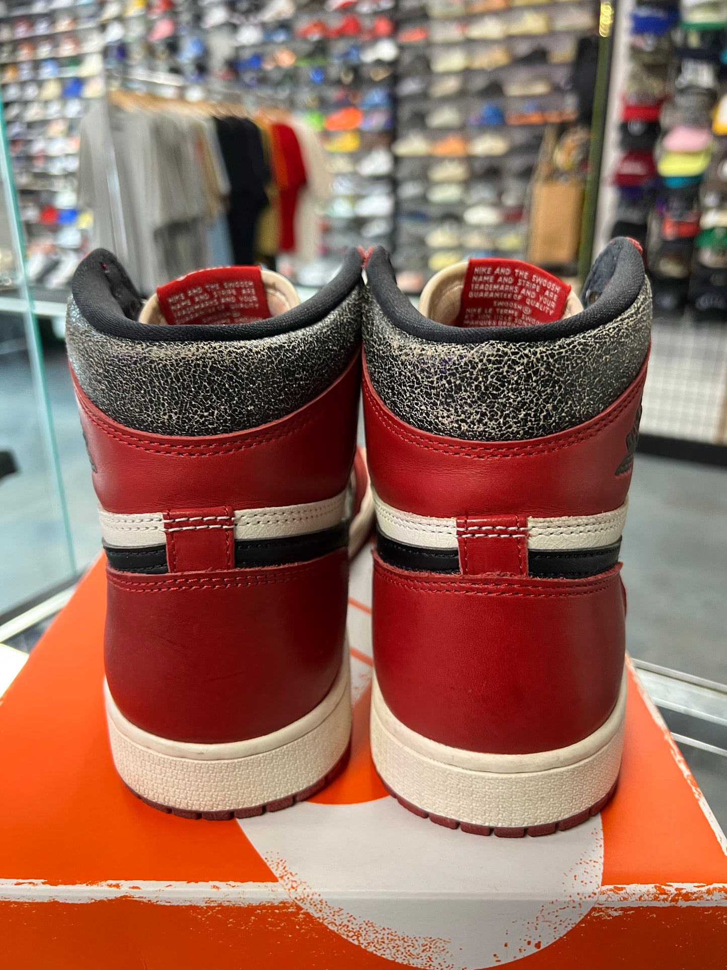 Jordan 1 Retro High OG Chicago Lost and Found (TC)