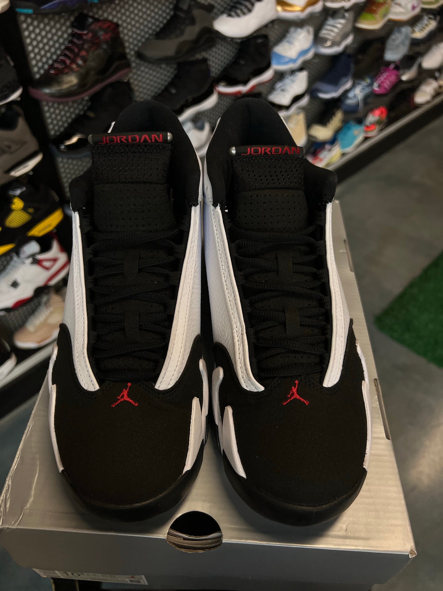 Jordan 14 Retro Black Toe (2024)