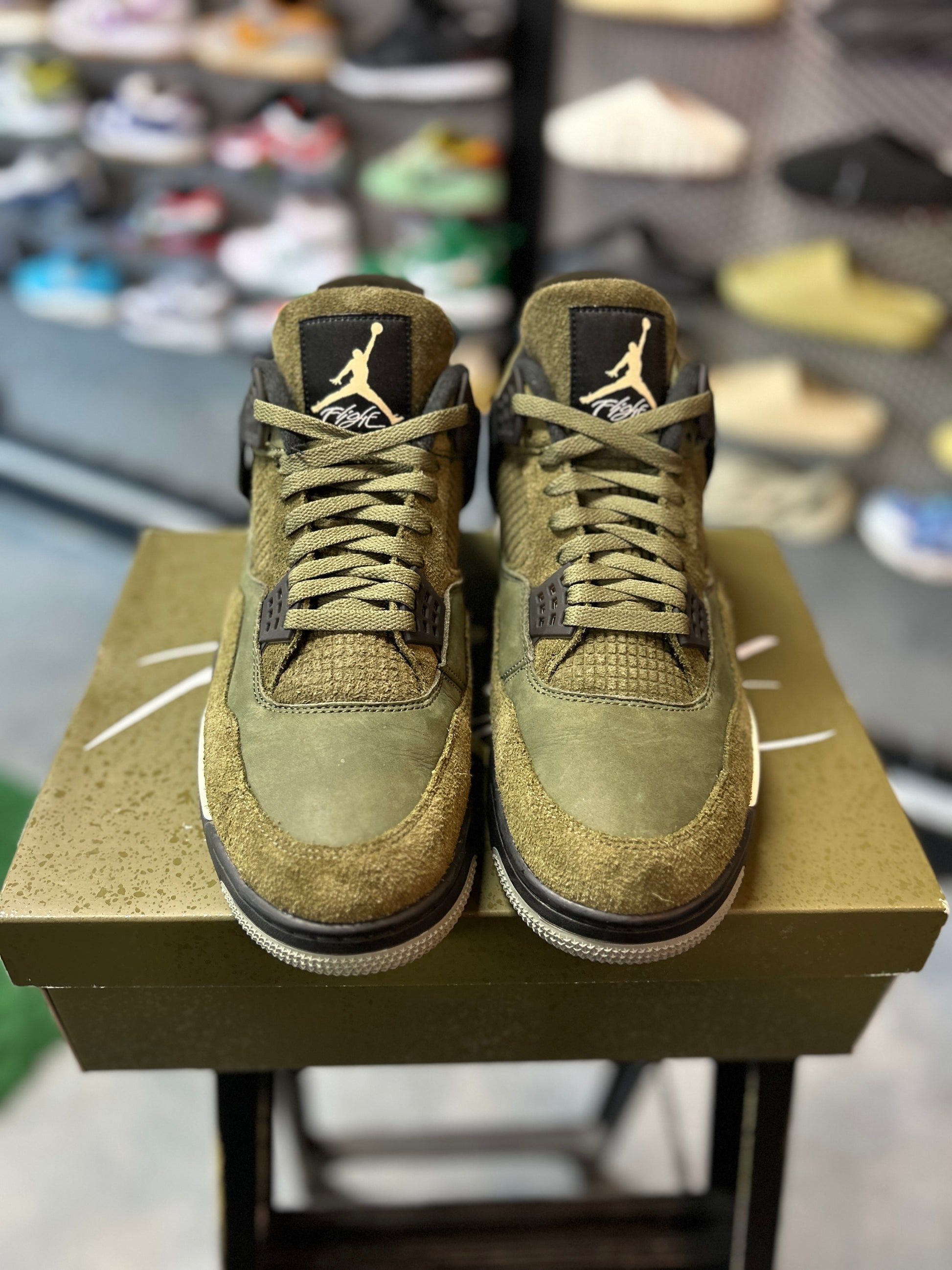 Jordan 4 Retro SE Craft Medium Olive
