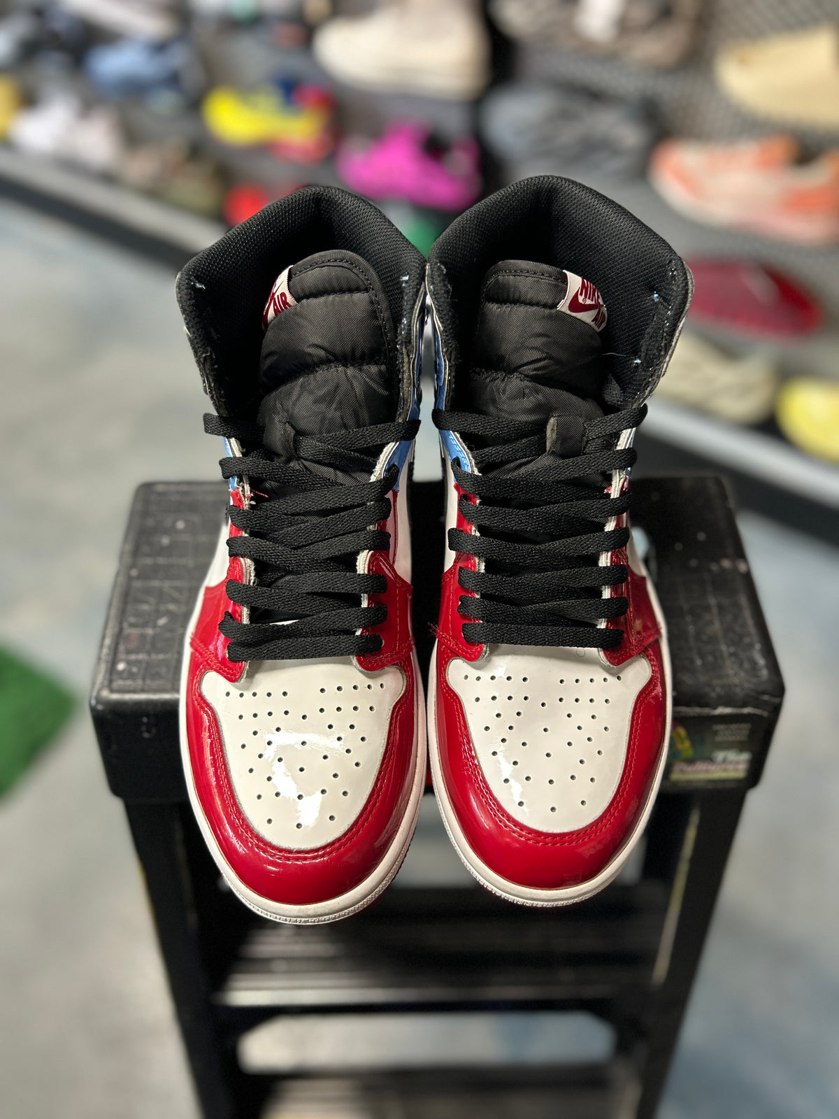 Jordan 1 Retro High Fearless UNC Chicago